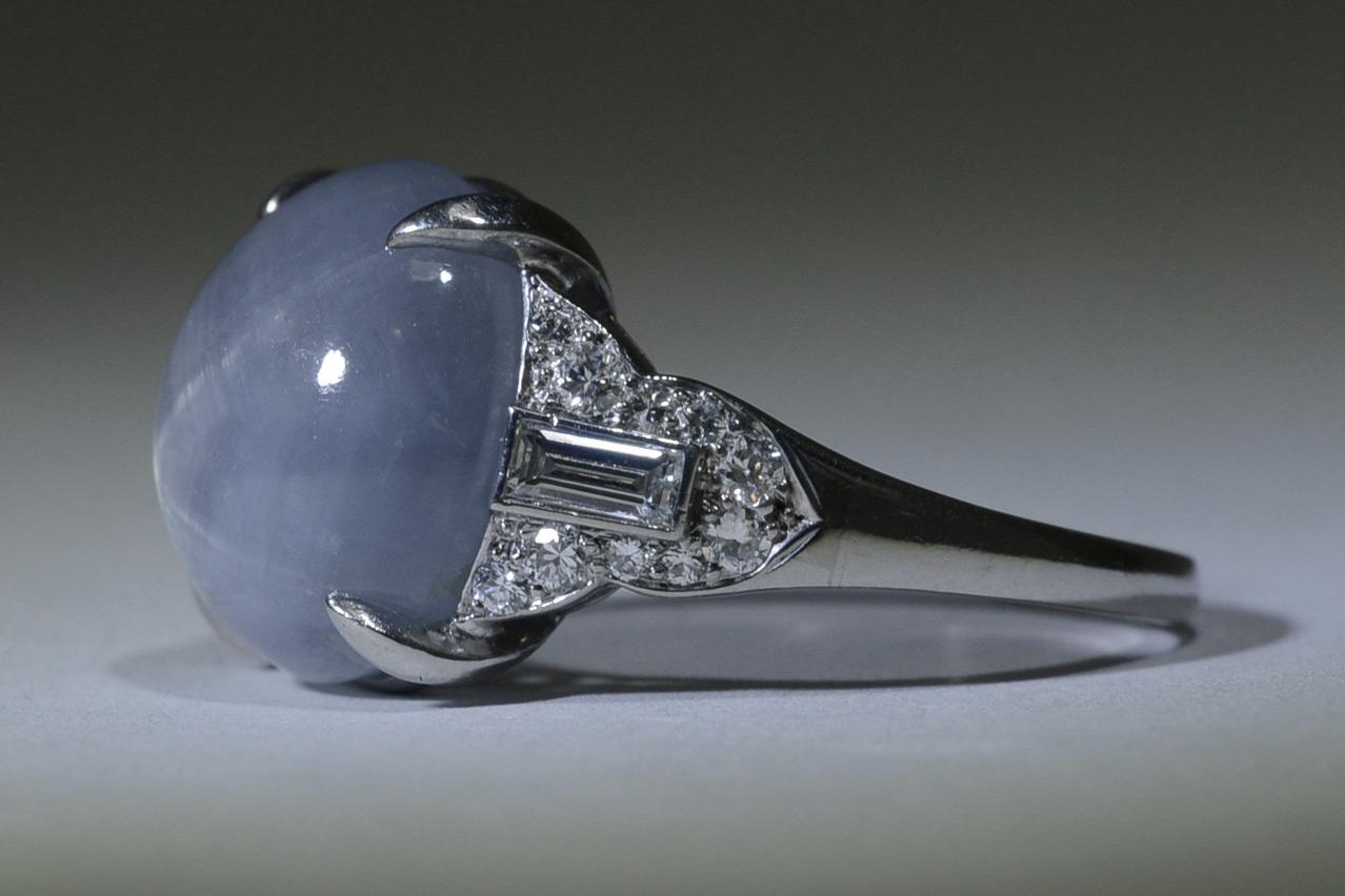 21.68 Carat Cabochon Star Sapphire Diamond Platinum Art Deco Dome Cocktail Ring In Good Condition In Santa Barbara, CA