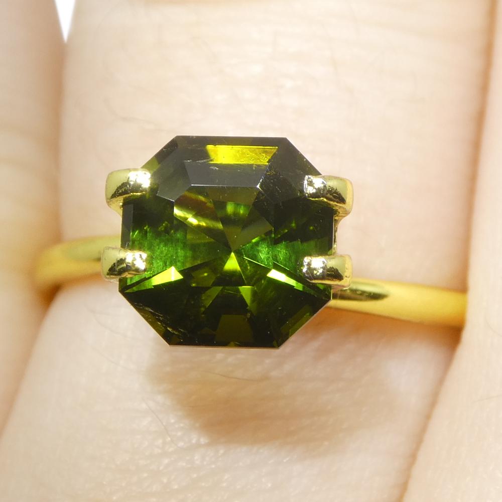 Tourmaline jaune-vert taille/quare Asscher 2,16 carats en vente 9