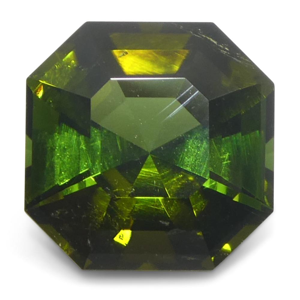 Tourmaline jaune-vert taille/quare Asscher 2,16 carats en vente 1