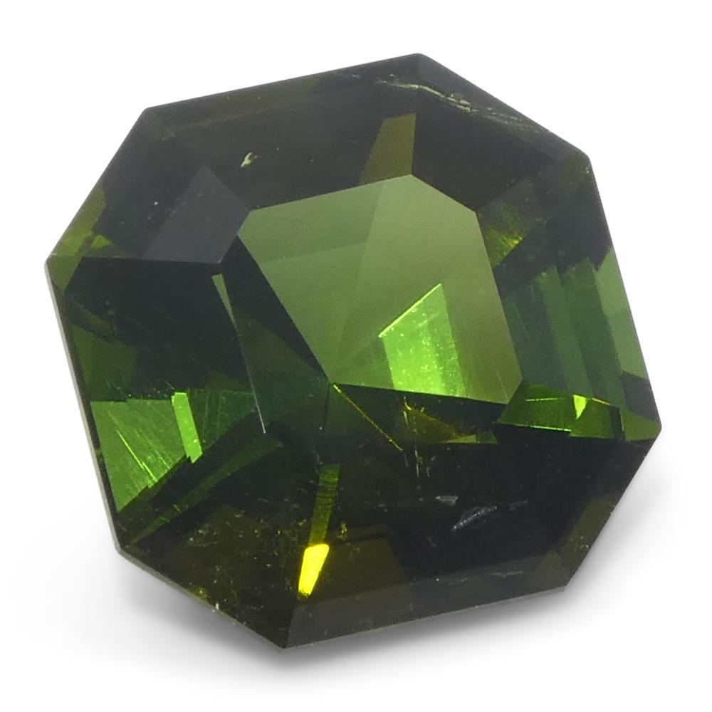 Tourmaline jaune-vert taille/quare Asscher 2,16 carats en vente 3