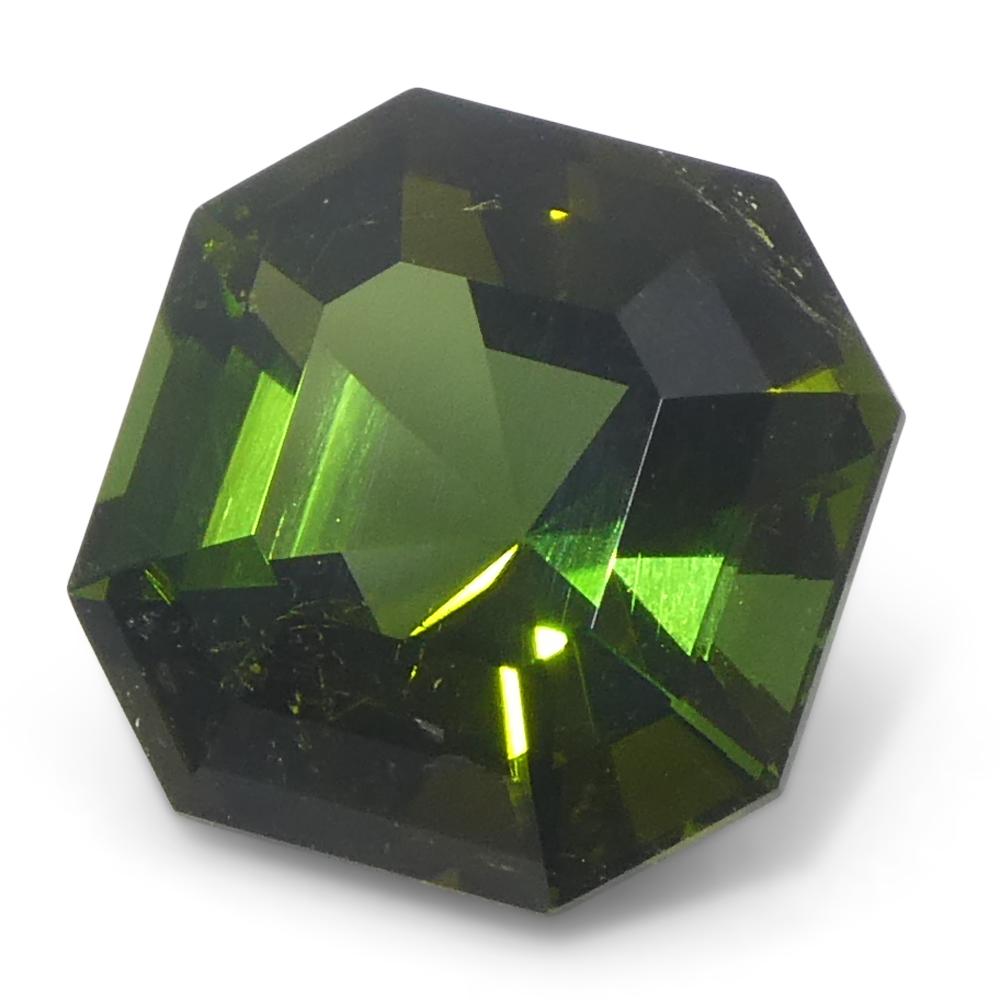 Tourmaline jaune-vert taille/quare Asscher 2,16 carats en vente 4