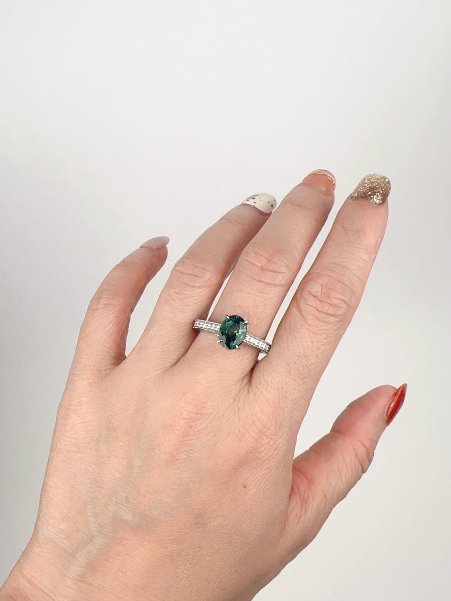 Bague de fiançailles en or blanc 14 carats avec saphir naturel non chauffé certifié GIA de 2,16 carats en vente 3