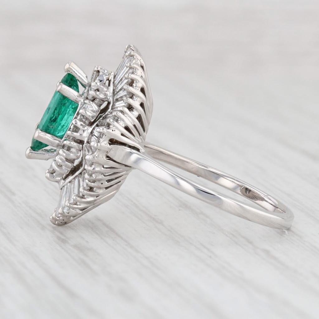 2.16ctw Emerald Diamond Halo Ring 18k White Gold Size 7.25 Cocktail In Good Condition For Sale In McLeansville, NC