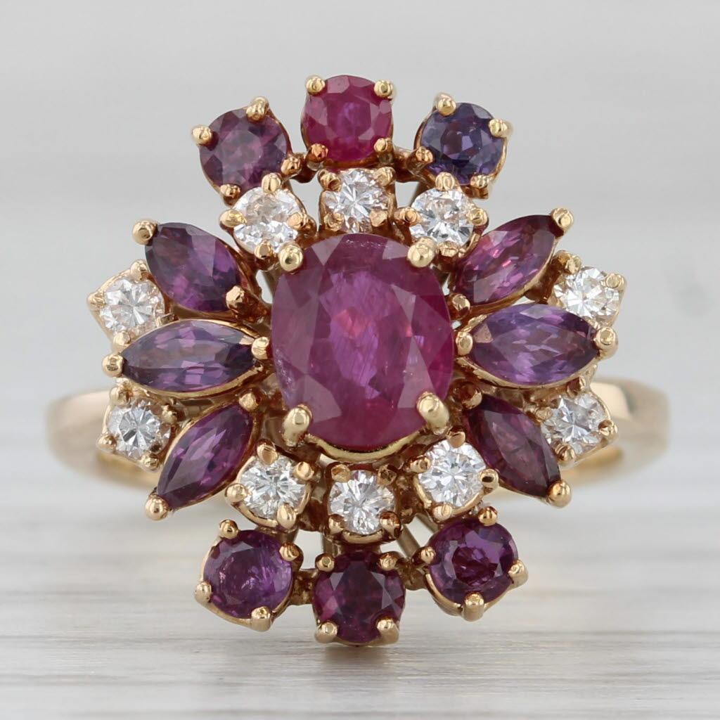 Bague cocktail en or jaune 14 carats avec diamants et rubis de 2,16 carats, taille 5,75 Bon état - En vente à McLeansville, NC