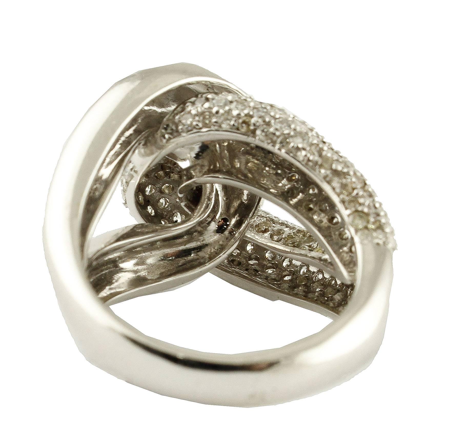 Women's 2.17 Carat Diamonds, 18 kt White Gold Ring For Sale