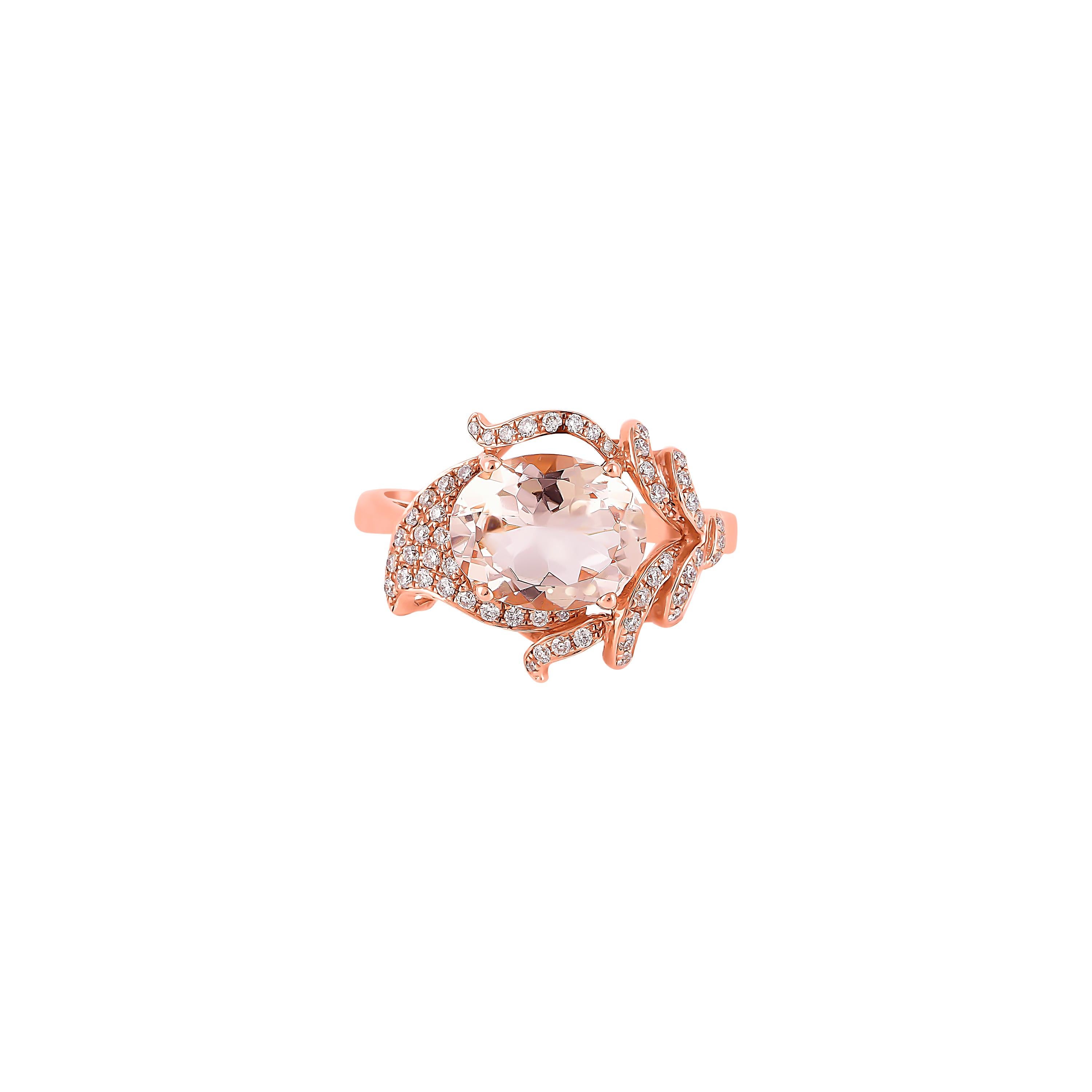 Contemporary 2.17 Carat Morganite and Diamond Ring in 18 Karat Rose Gold For Sale