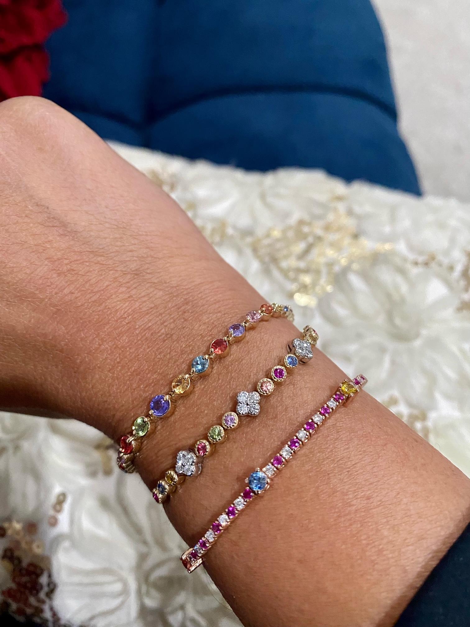 Bracciale in oro rosa regolabile con zaffiri e diamanti multicolore da 2,17 carati in vendita 2