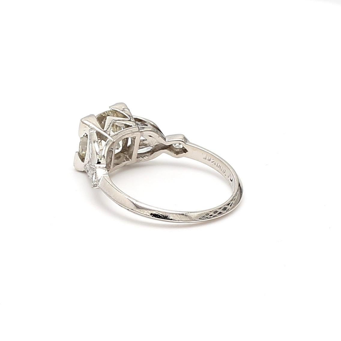 Anillo de compromiso en platino con diamantes de talla europea antigua K SI2 e I VS2 de 2,17 quilates en venta 1