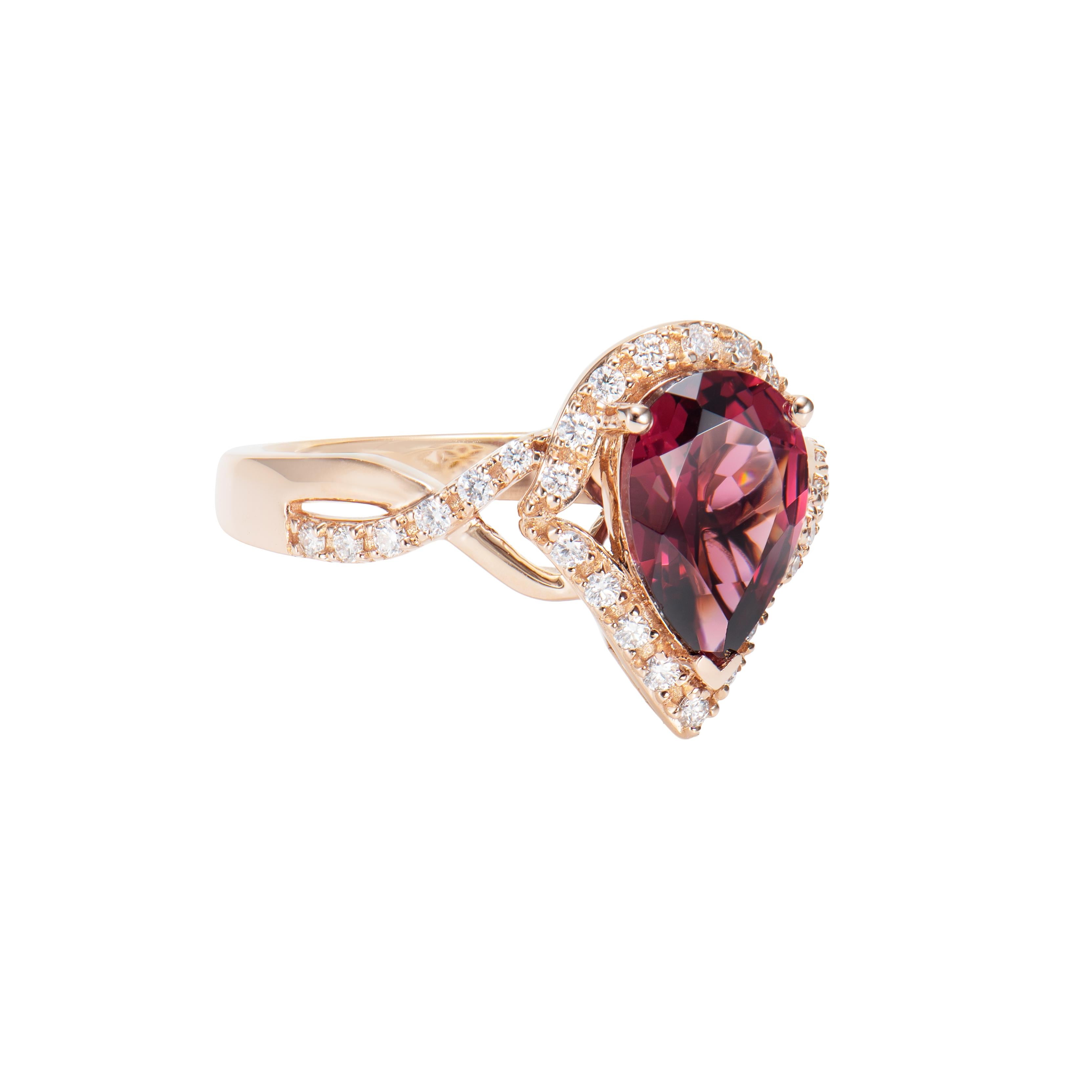 Celebrating Magenta as the color of the year for 2023, we present our exclusive Radiating Rhodolite collection. The magnificent magenta hues in these gems are brought to life in a classic rose gold setting with white diamonds.

Rhodolite and White