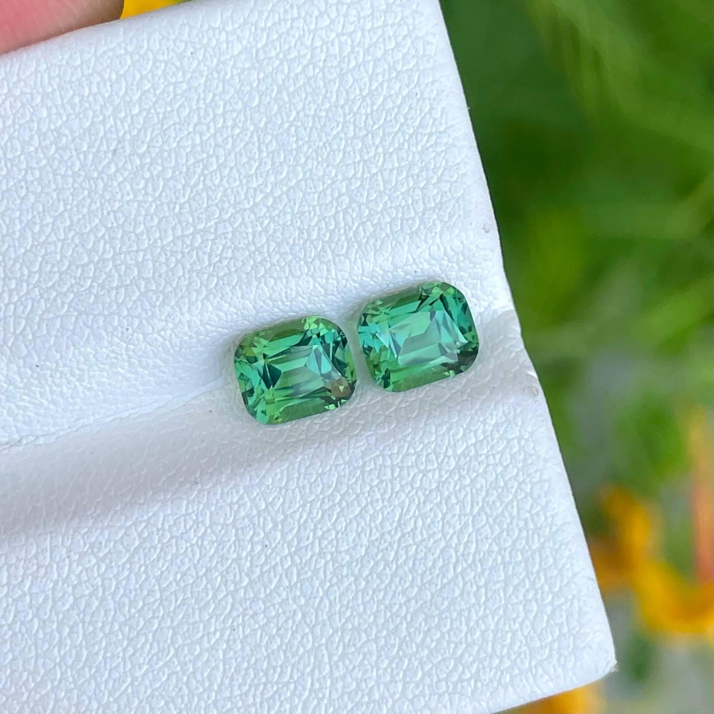 2.17 Carats Bluish Green Tourmaline Stone Pair Cushion Cut Afghan Gemstone en vente 3