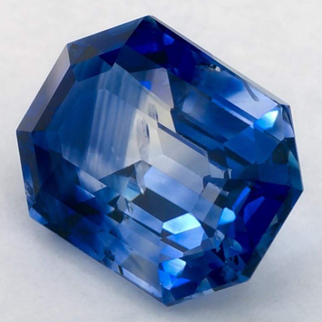 Taglio smeraldo 2.17 carati di zaffiro blu ottagonale sfuso in vendita