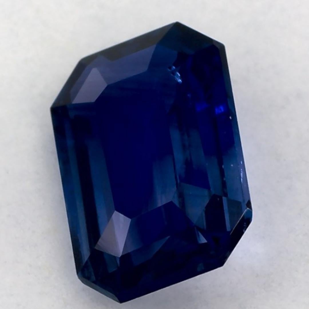 Donna 2.17 carati di zaffiro blu ottagonale sfuso in vendita