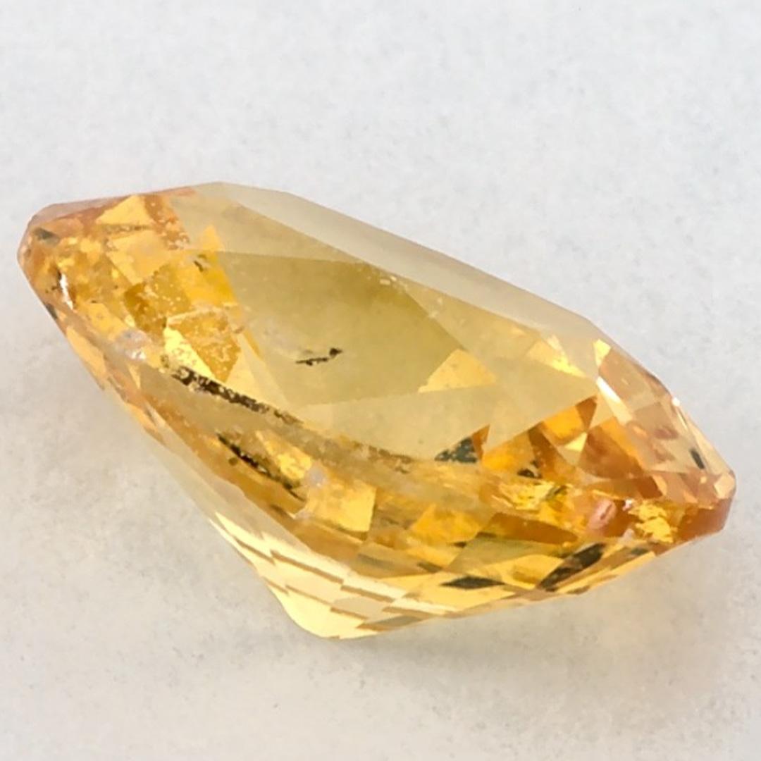 Gema suelta de zafiro amarillo oval de 2.17 qt en venta 1