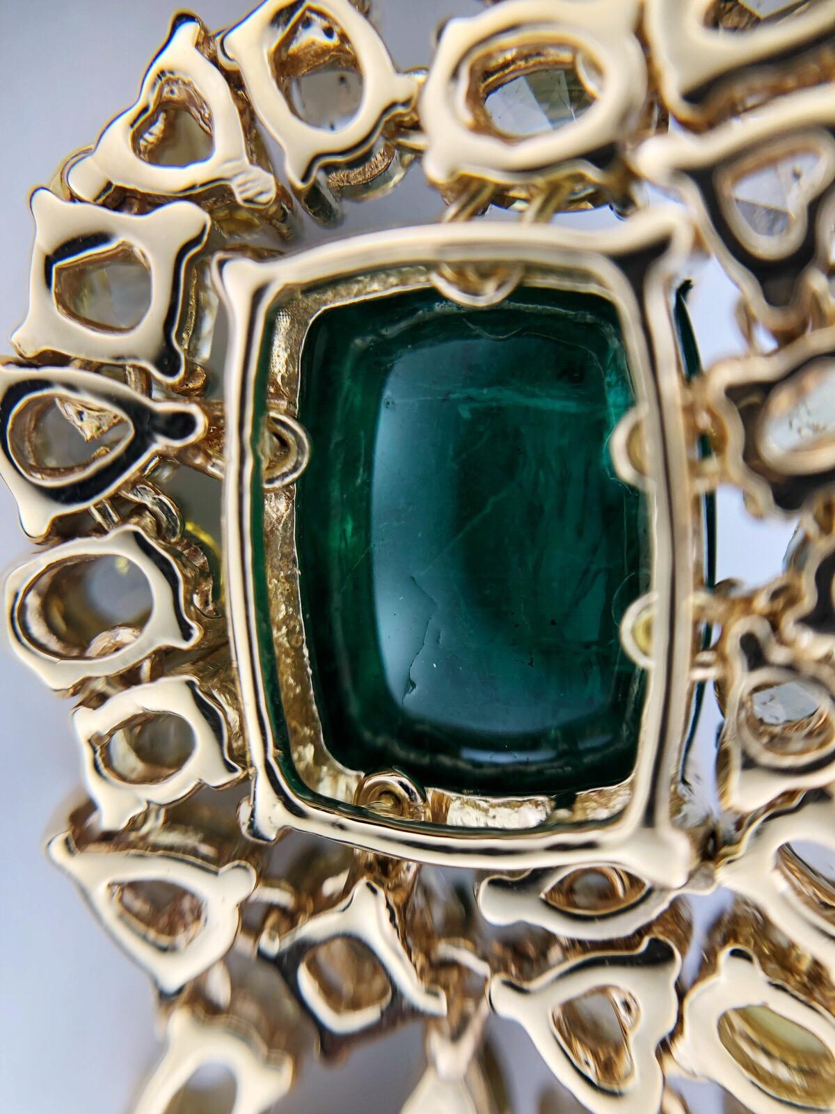21.71 Karat natürlicher Smaragd Cabochon & 10,61 Karat natürlicher gelber Diamant Ohrringe  im Zustand „Neu“ im Angebot in Houston, TX