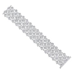 21.71 Carat Pear 
Marquise Diamond Stunning Wide bracelet, 18 karat white gold