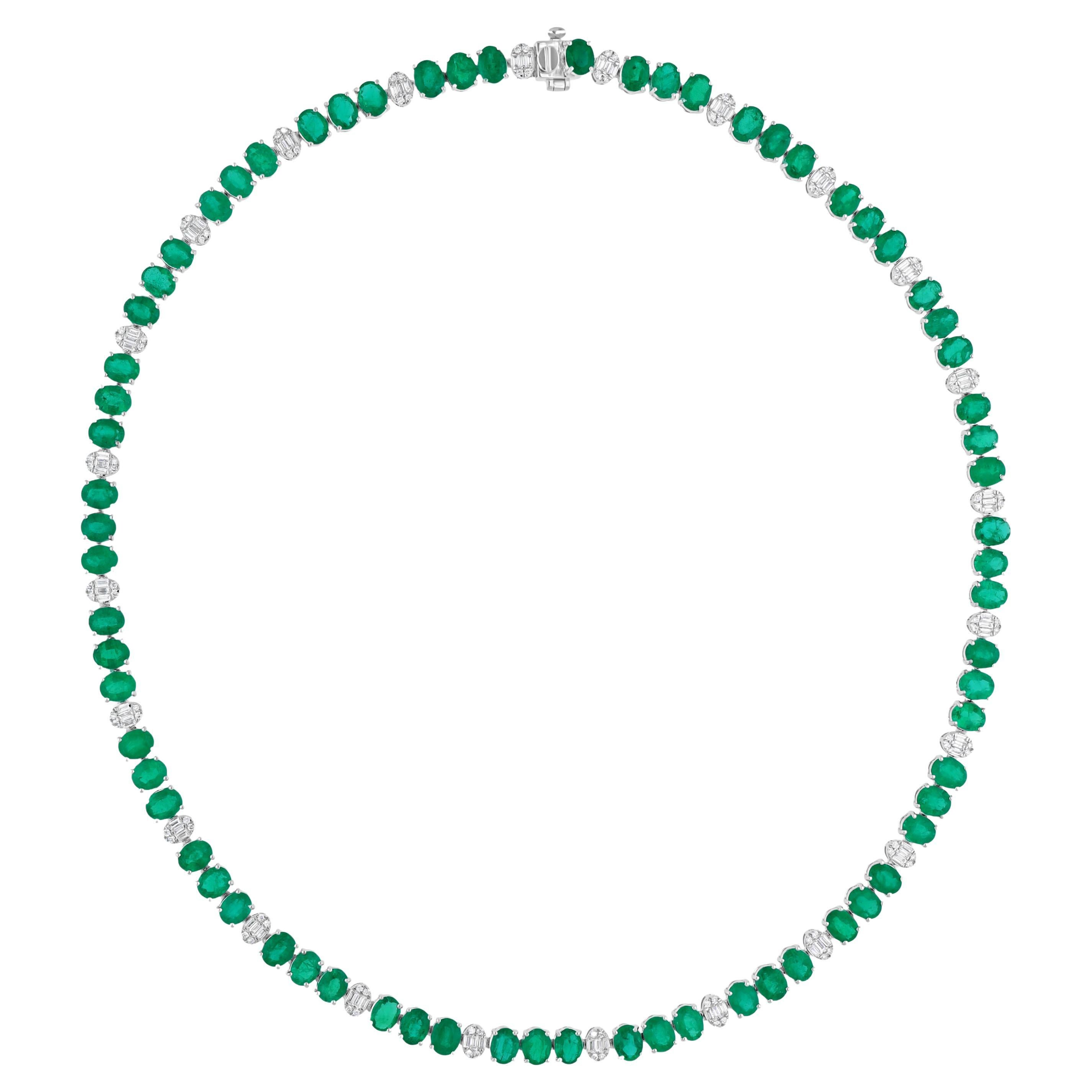 21.74 Carat Zambian Emerald 1.27 Carat SI/H Diamond Necklace 18 Karat White Gold