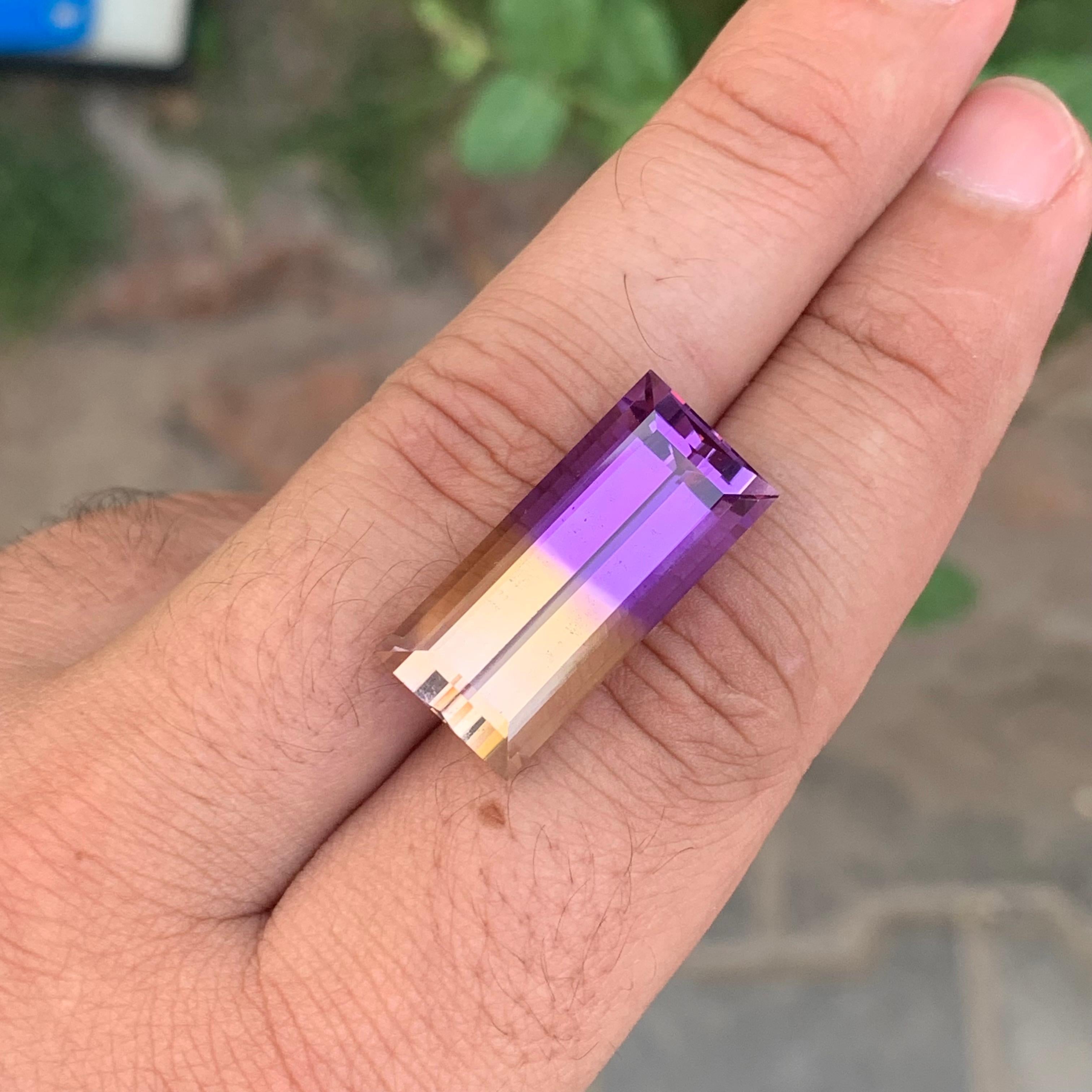 21.75 Carat Natural Loose Ametrine Long Emerald Shape Gemstone im Angebot 5