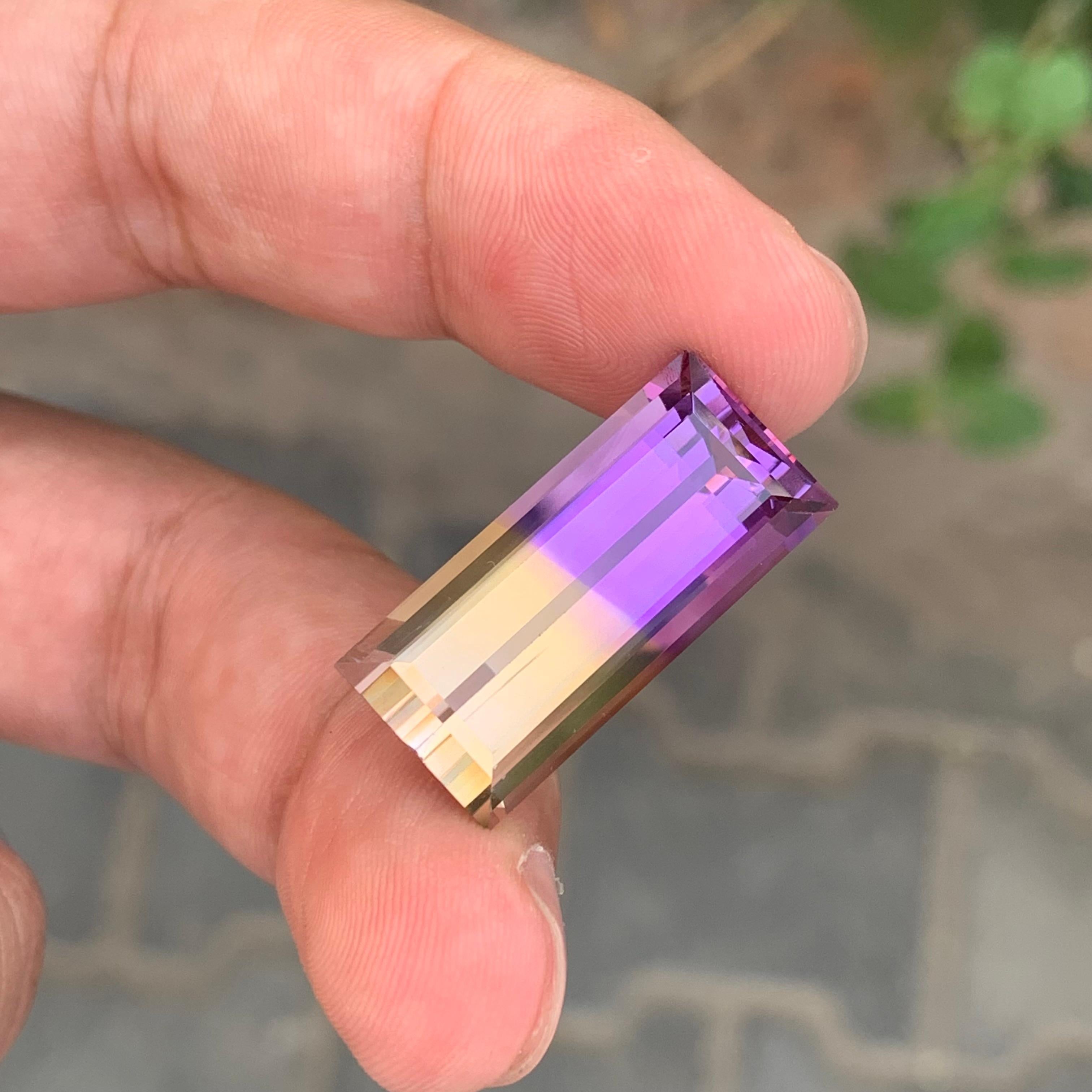 21.75 Carat Natural Loose Ametrine Long Emerald Shape Gemstone im Angebot 6