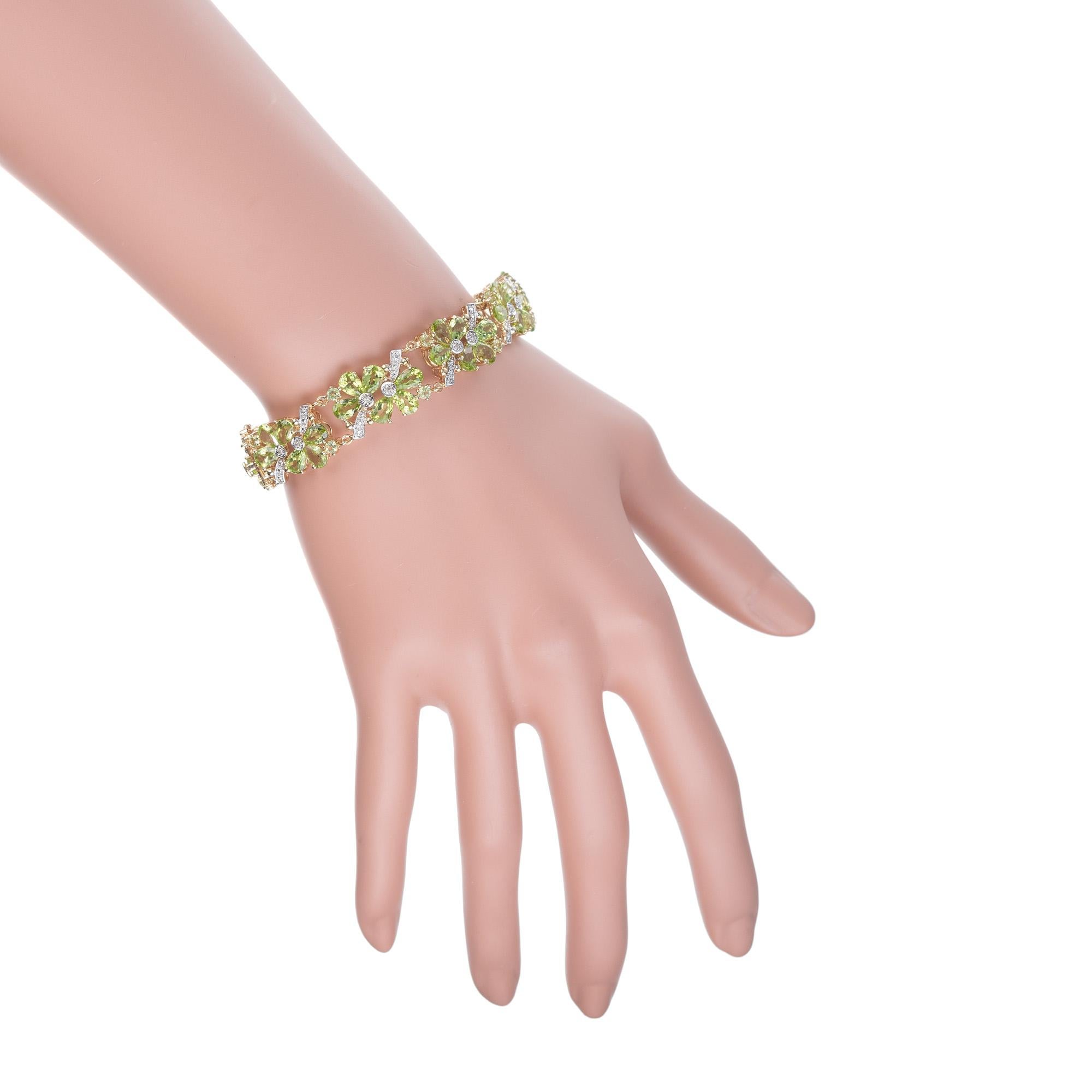 Women's 21.75 Carat Peridot Diamond Yellow Gold Flower Bracelet  For Sale