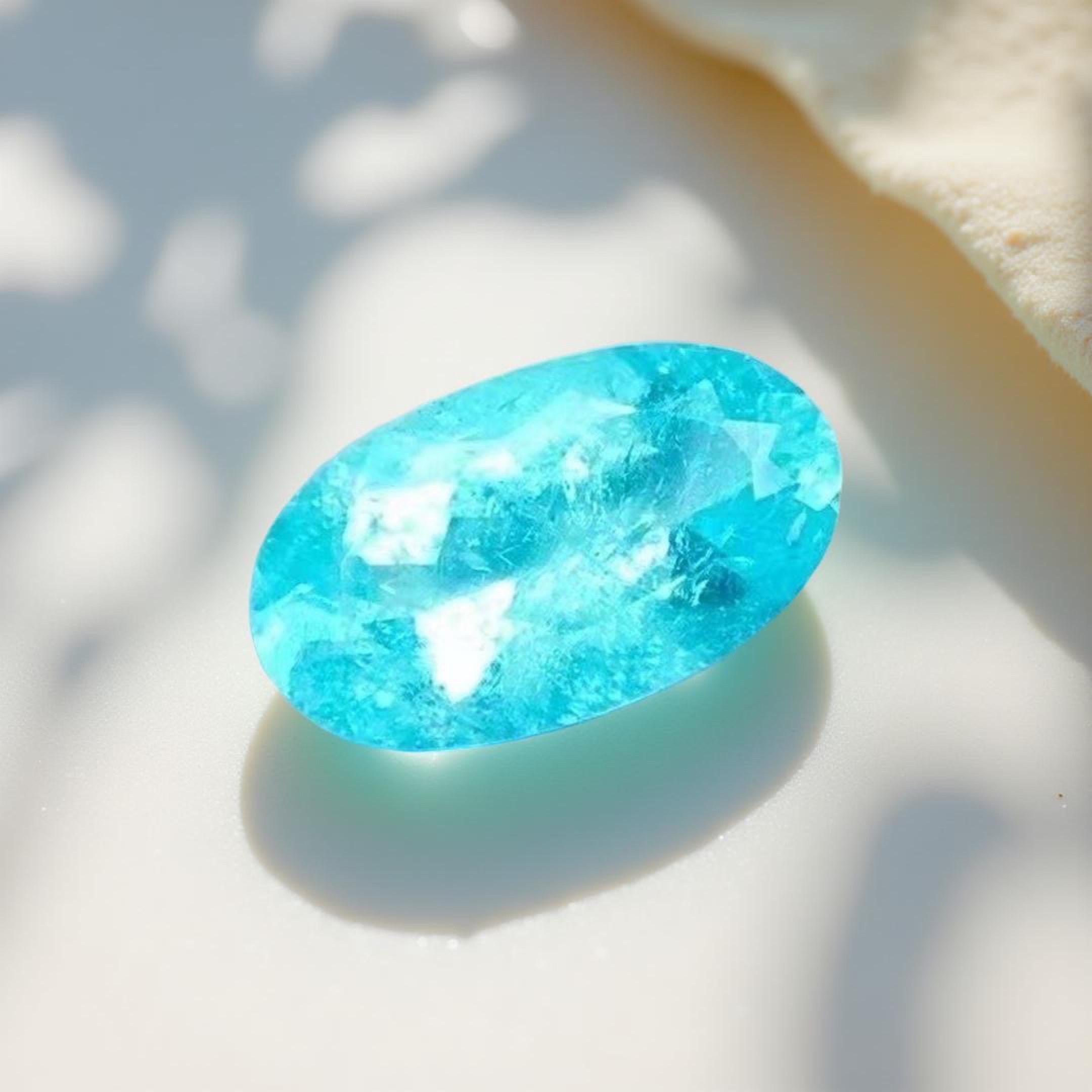 Tormalina Paraiba certificata GIA 2,17ct  Gemma brasiliana rara di colore blu neon in vendita 1