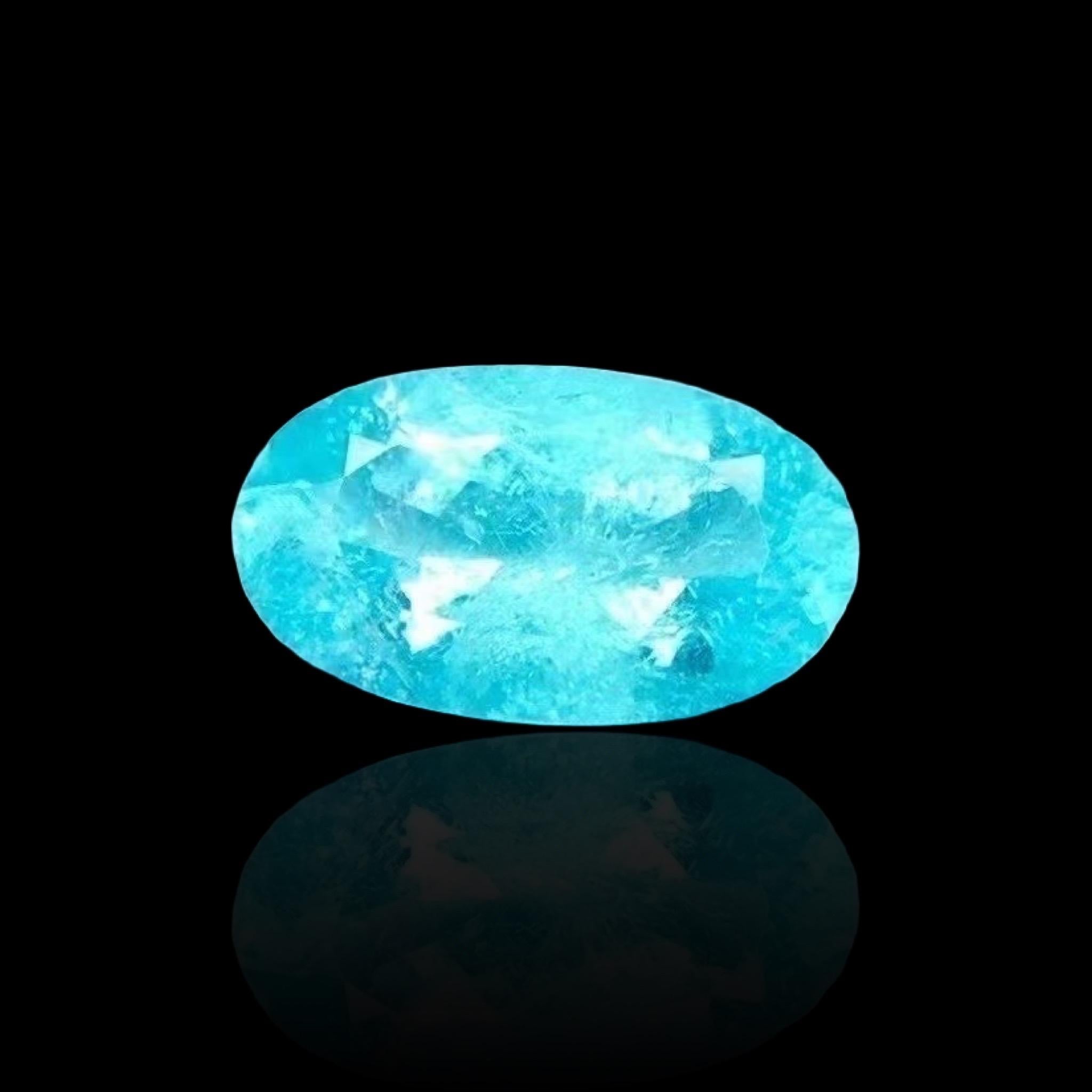 Tormalina Paraiba certificata GIA 2,17ct  Gemma brasiliana rara di colore blu neon in vendita 2