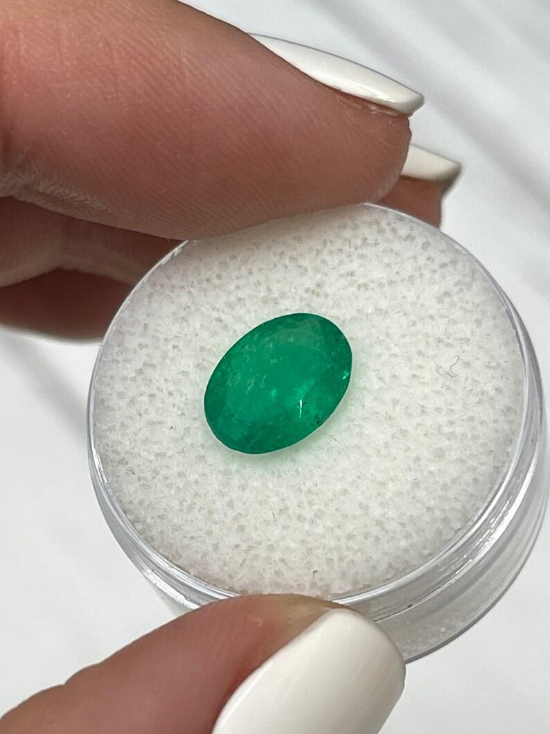 2.18 Carat 10.4x8.1 Rich Muzo Green Colombian Emerald - Oval Cut May Gem For Sale 1