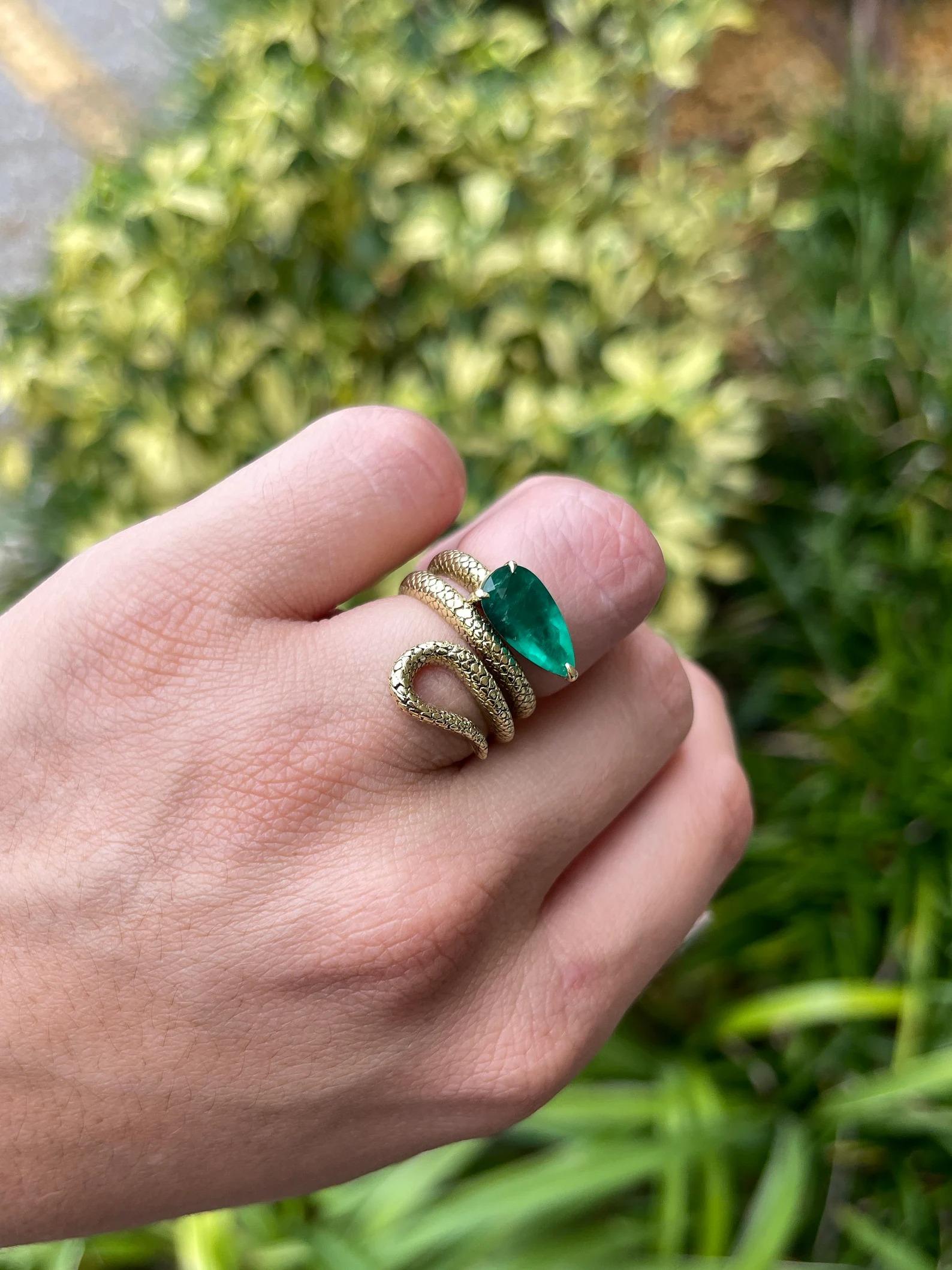 Women's 2.18 Carat AAA Quality Colombian Emerald-Pear Cut Gold Wrapping Snake Ring 18K For Sale