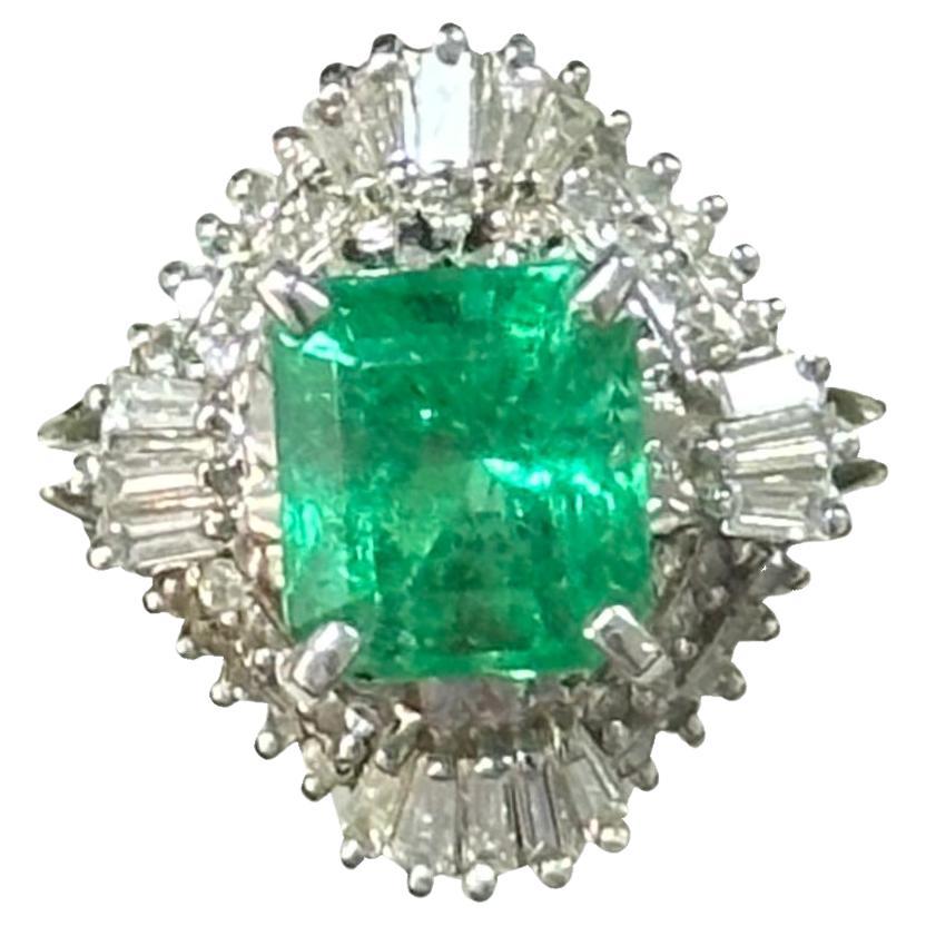 Esmeralda colombiana de 1,75 quilates y diamante Anillo Art Déco 900 de platino