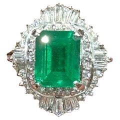 2.18 Carat Colombian Emerald & Diamond Art Deco Platinum 900 Ring