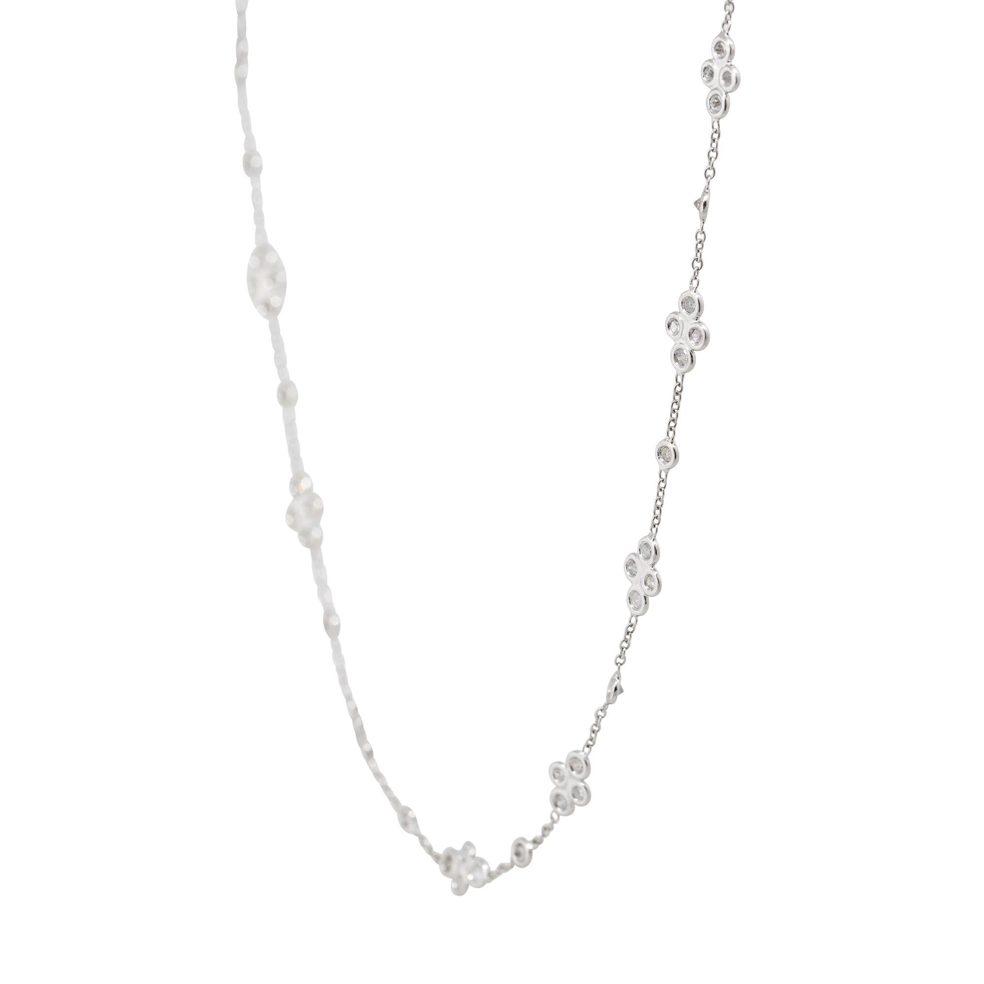 Collier à fleurs en or 18 carats avec diamants de 2,18 carats en vente 5