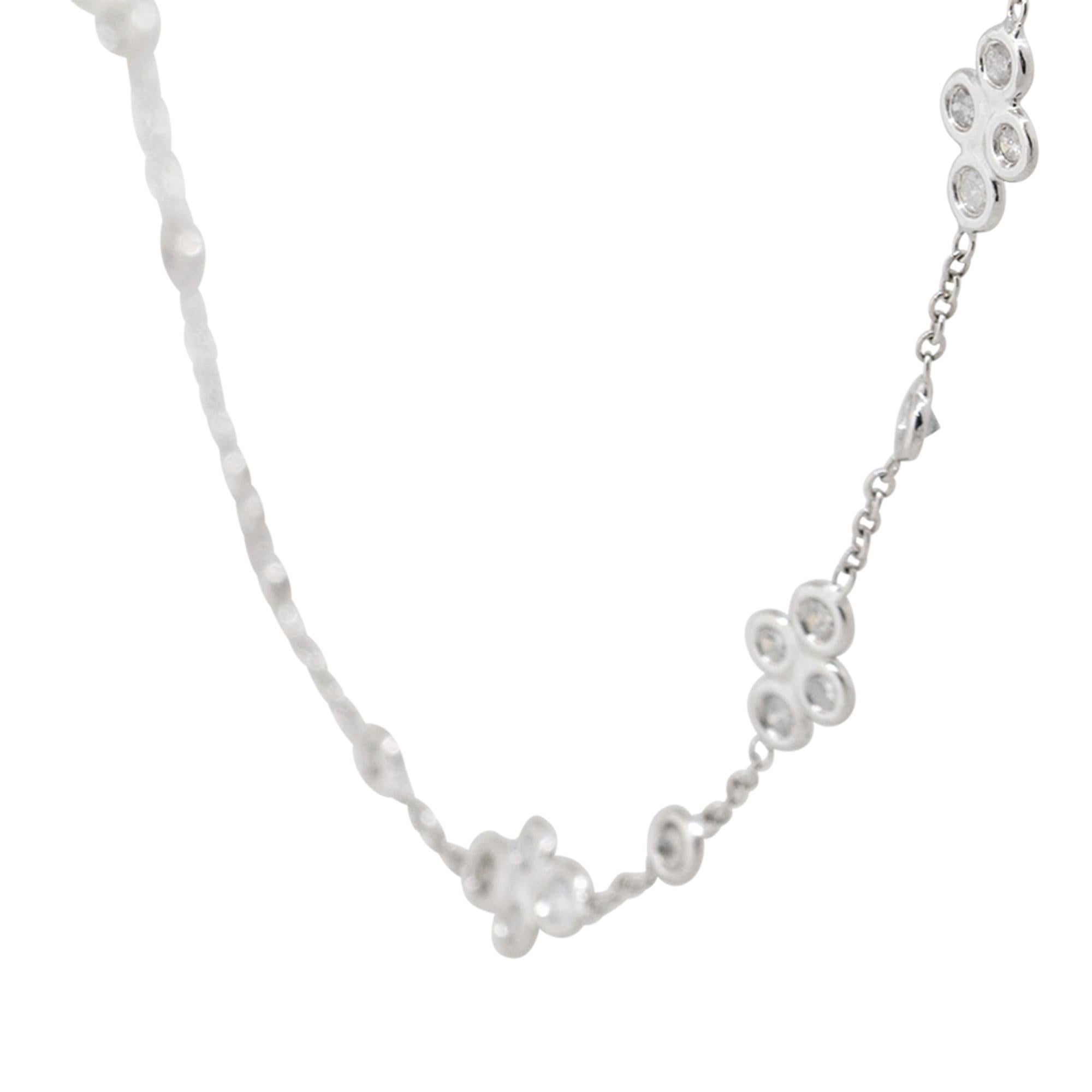 Collier à fleurs en or 18 carats avec diamants de 2,18 carats en vente 4