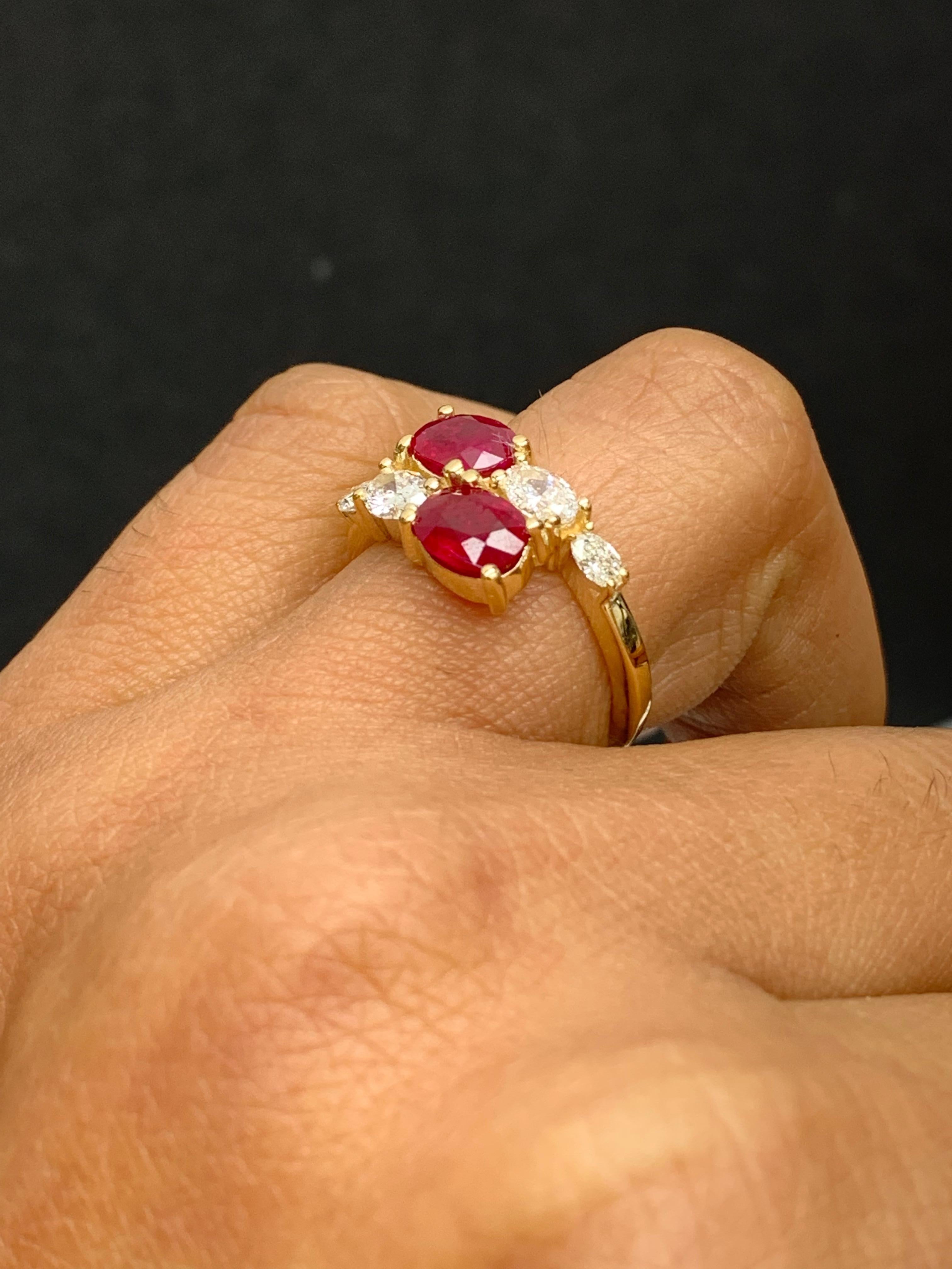 2.18 Carat Oval Cut Ruby Diamond Toi et Moi Engagement Ring in 14K Yellow Gold In New Condition For Sale In NEW YORK, NY