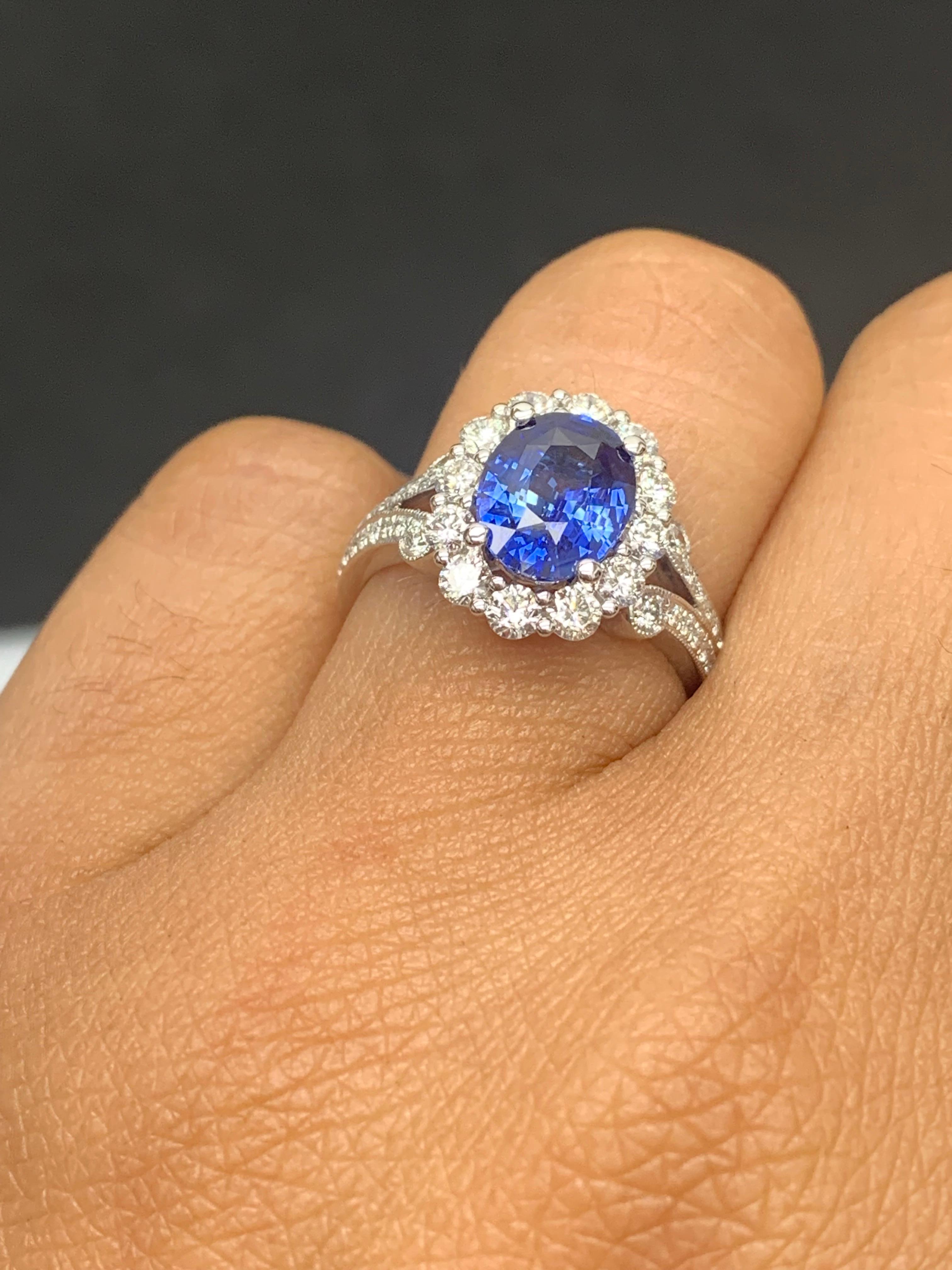 Contemporary 2.18 Carat Oval Cut Sapphire and Diamond Ring in 18k White Gold For Sale