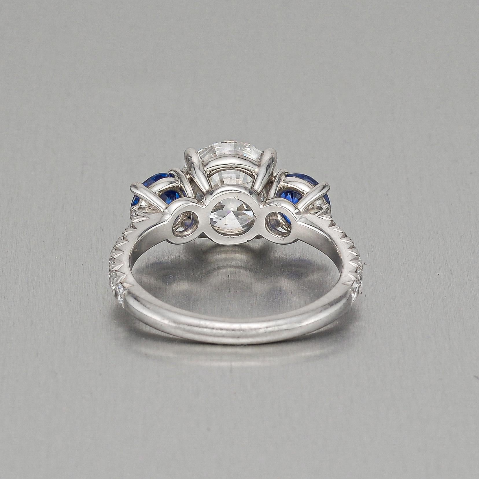 2.18 Carat Round Brilliant Diamond Ring 'F/VS2' 1