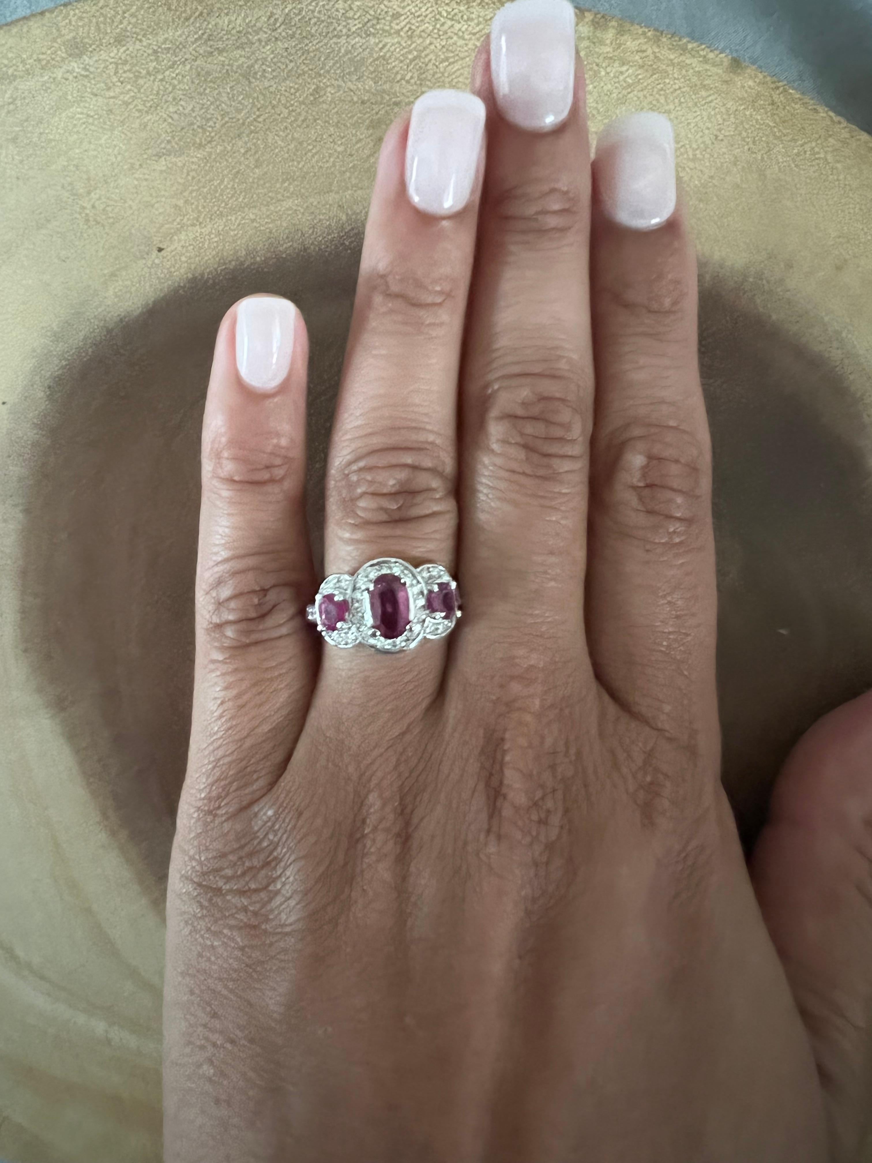 Contemporary 2.18 Carat Ruby Diamond 18 Karat White Gold Ring