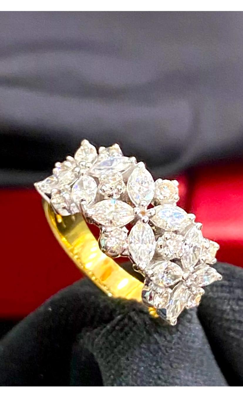 An exclusive Diamonds band , in flowers design, so original and particular , a very piece of art.
Elevate your timeless of beauty and add a touch of glamour and the light on your look.
Stunning ring come in 18k gold with lustrous Natural Diamonds of