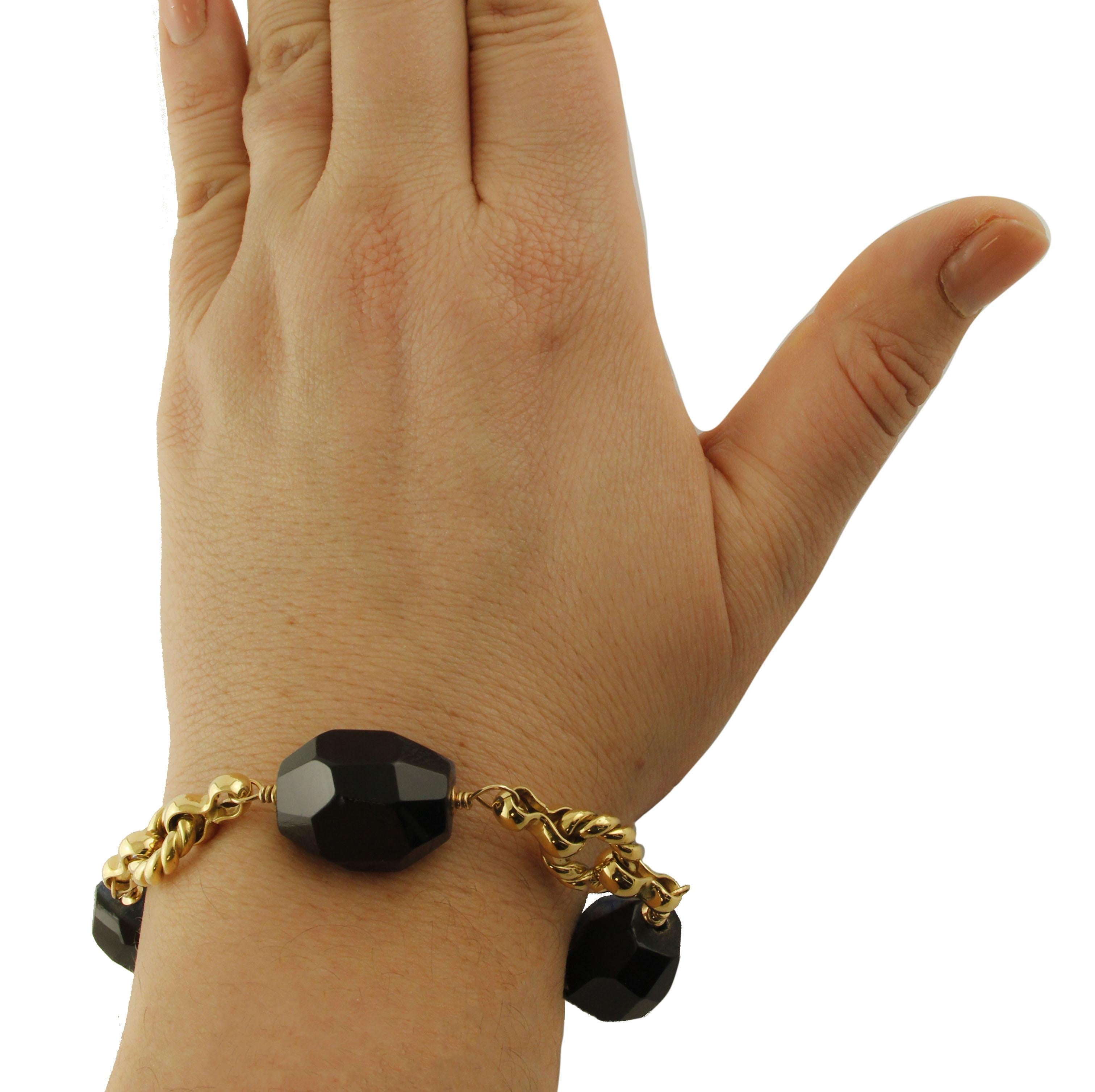 21.80 g Agate striée bleue et noire, rubis 0.98 carat, bracelet en or 18 carats Excellent état - En vente à Marcianise, Marcianise (CE)
