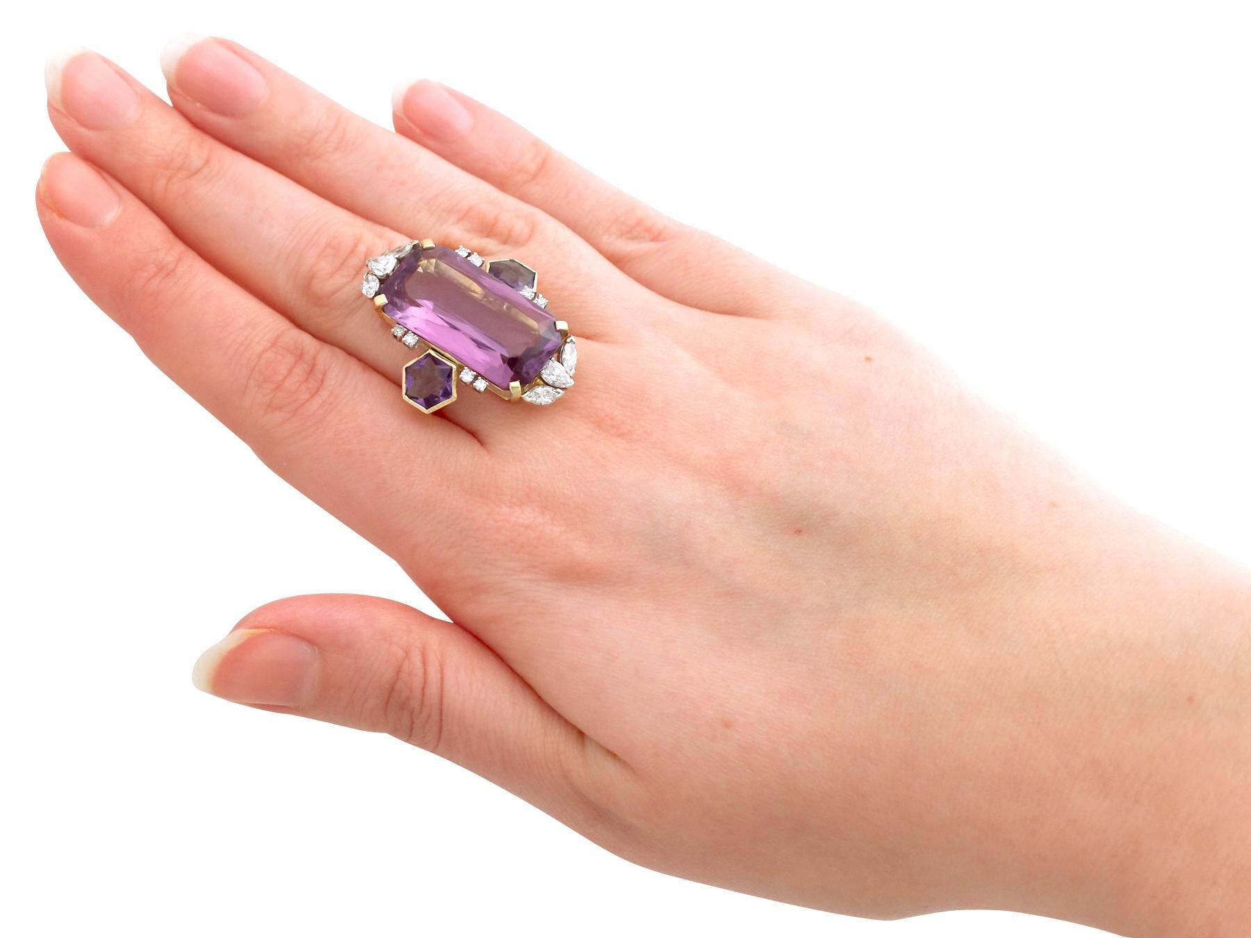 21.82 Carat Amethyst and 1.59 Carat Diamonds Gold Cocktail Ring For Sale 1
