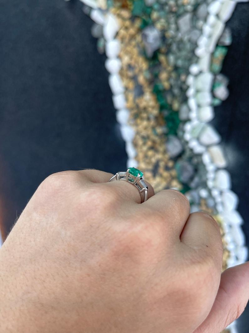 2.18tcw PLAT Vivid Colombian Emerald Engagement Ring with Diamond Accent In New Condition For Sale In Jupiter, FL