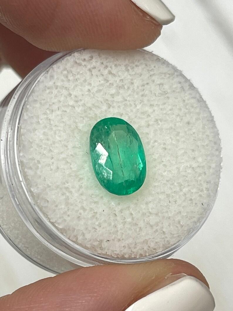 2,19 Karat 10x7 grüner kolumbianischer Smaragd - Ovalschliff Mai-Geburtsstein Edelstein im Angebot 1