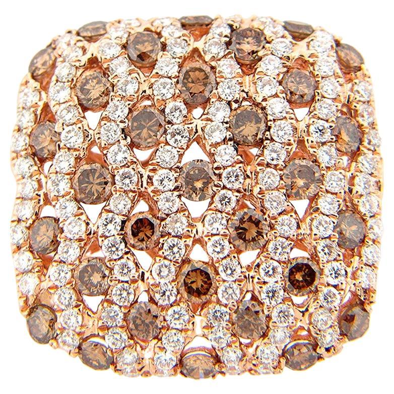 Anello in oro rosa con diamanti bianchi e marroni da 2,19 carati in vendita