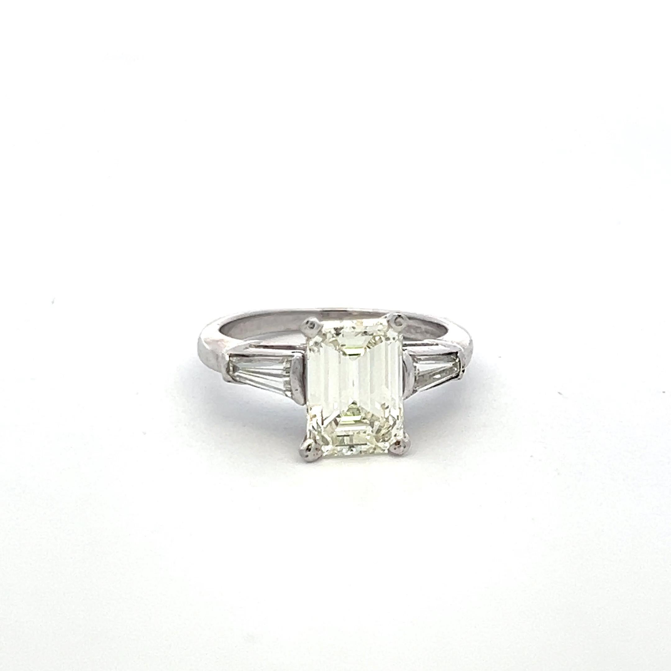 2.19 Carat Emerald Cut and Tapered Baguette Diamond Platinum Engagement Ring For Sale 1