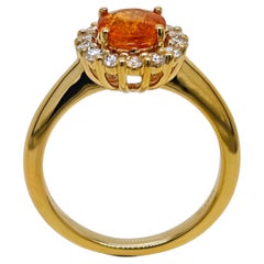 2.19 Carat Fanta Garnet Round Diamond Yellow Gold Ring