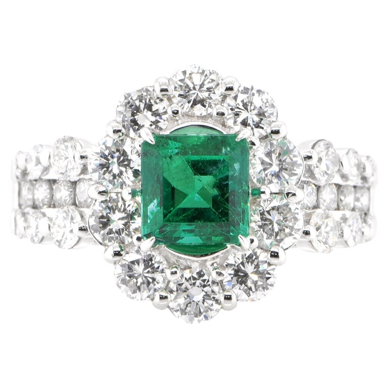 2.19 Carat Natural Colombian Emerald and Diamond Ring Set in Platinum For Sale