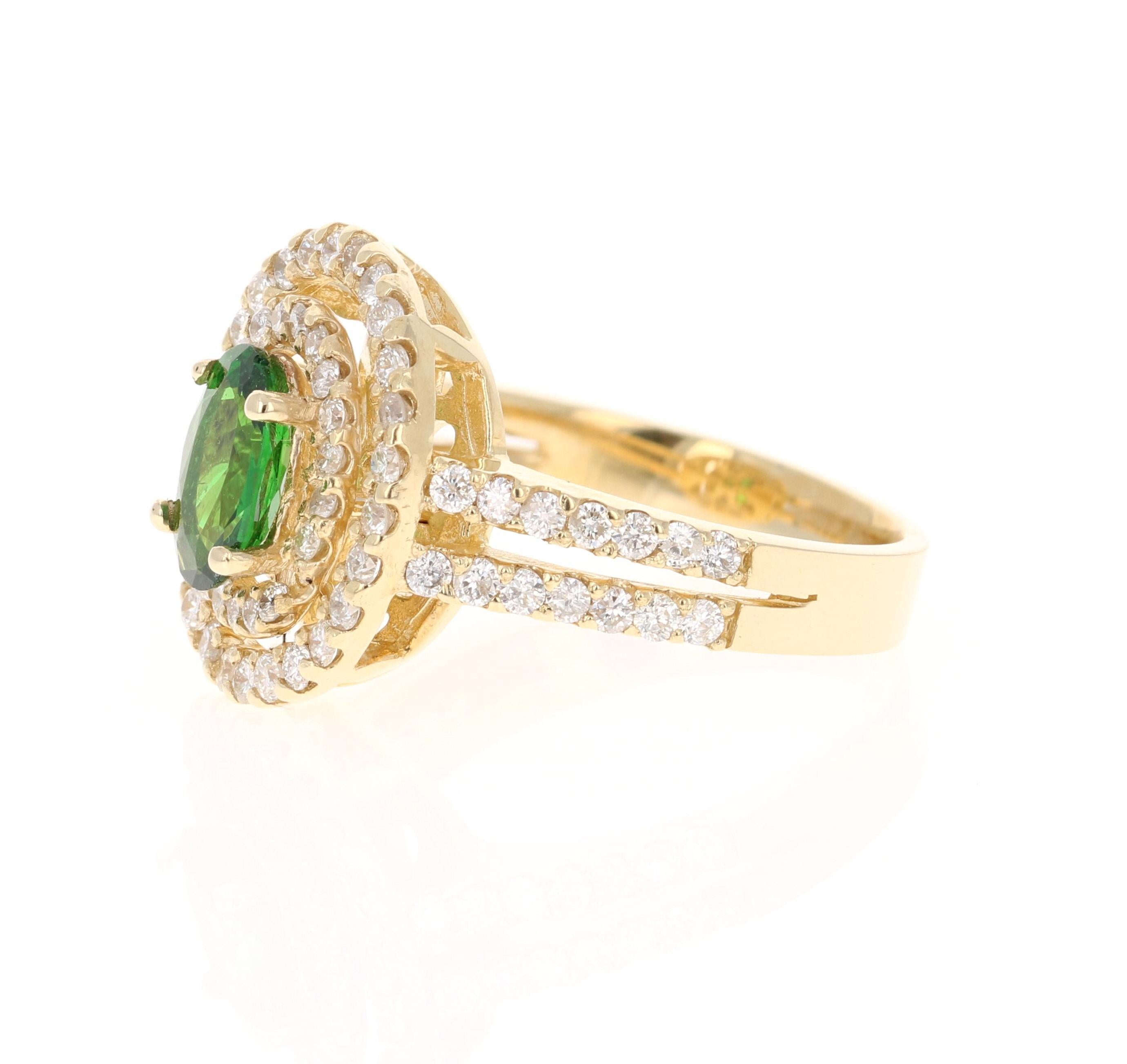 Contemporary 2.19 Carat Tsavorite Garnet Diamond 18 Karat Yellow Gold Ring For Sale