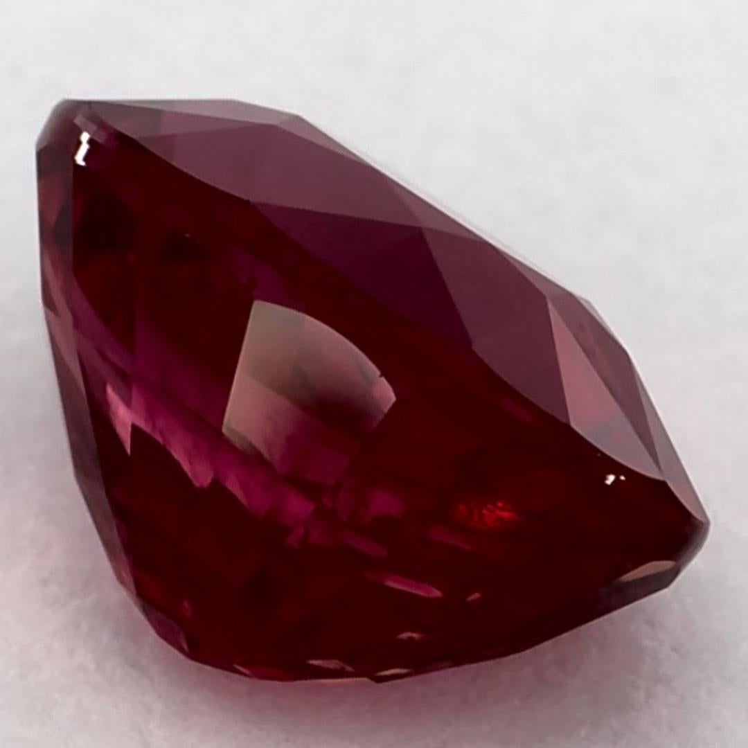 2.19 Ct Ruby Oval Loose Gemstone in vendita 1