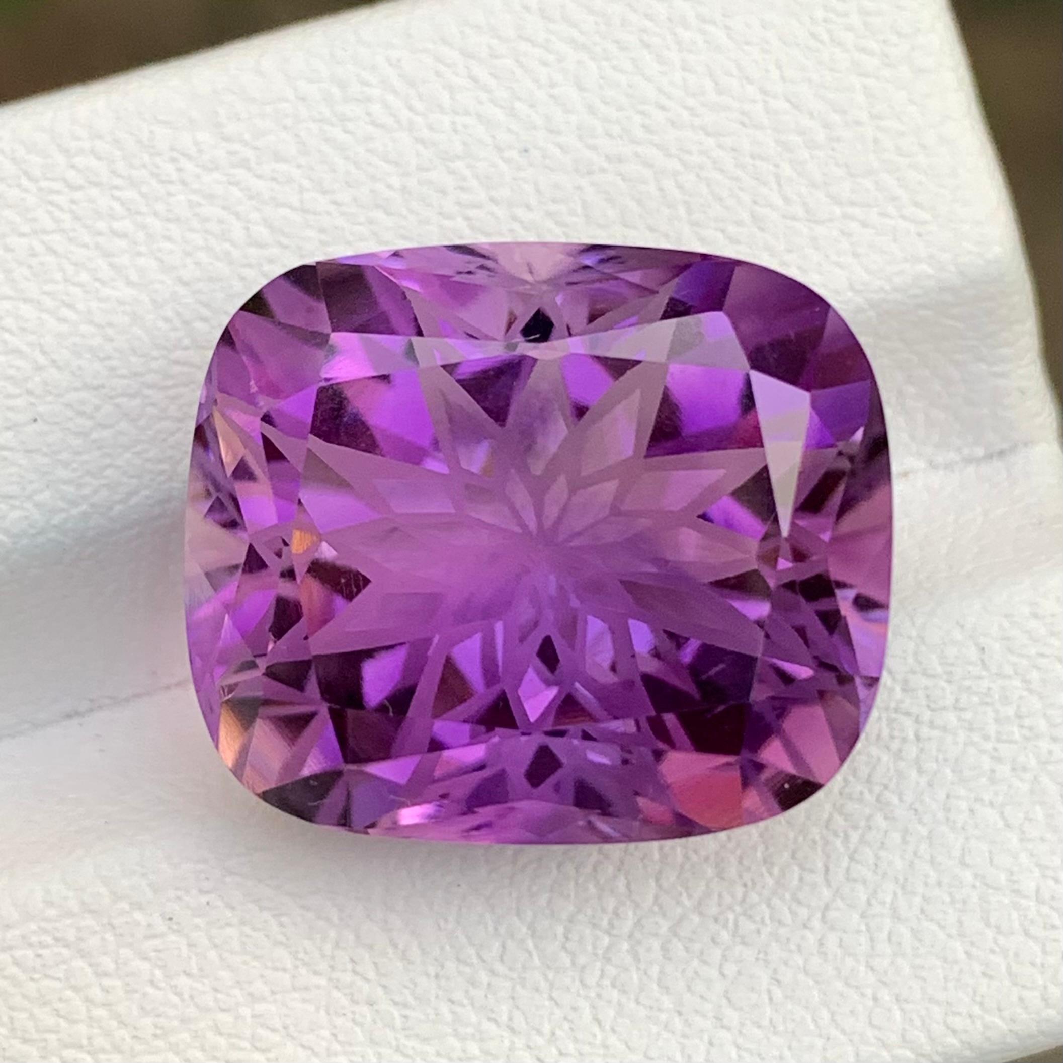 Femenino o masculino 21,90 Quilates Amatista Violeta Suelta Corte Flor en venta
