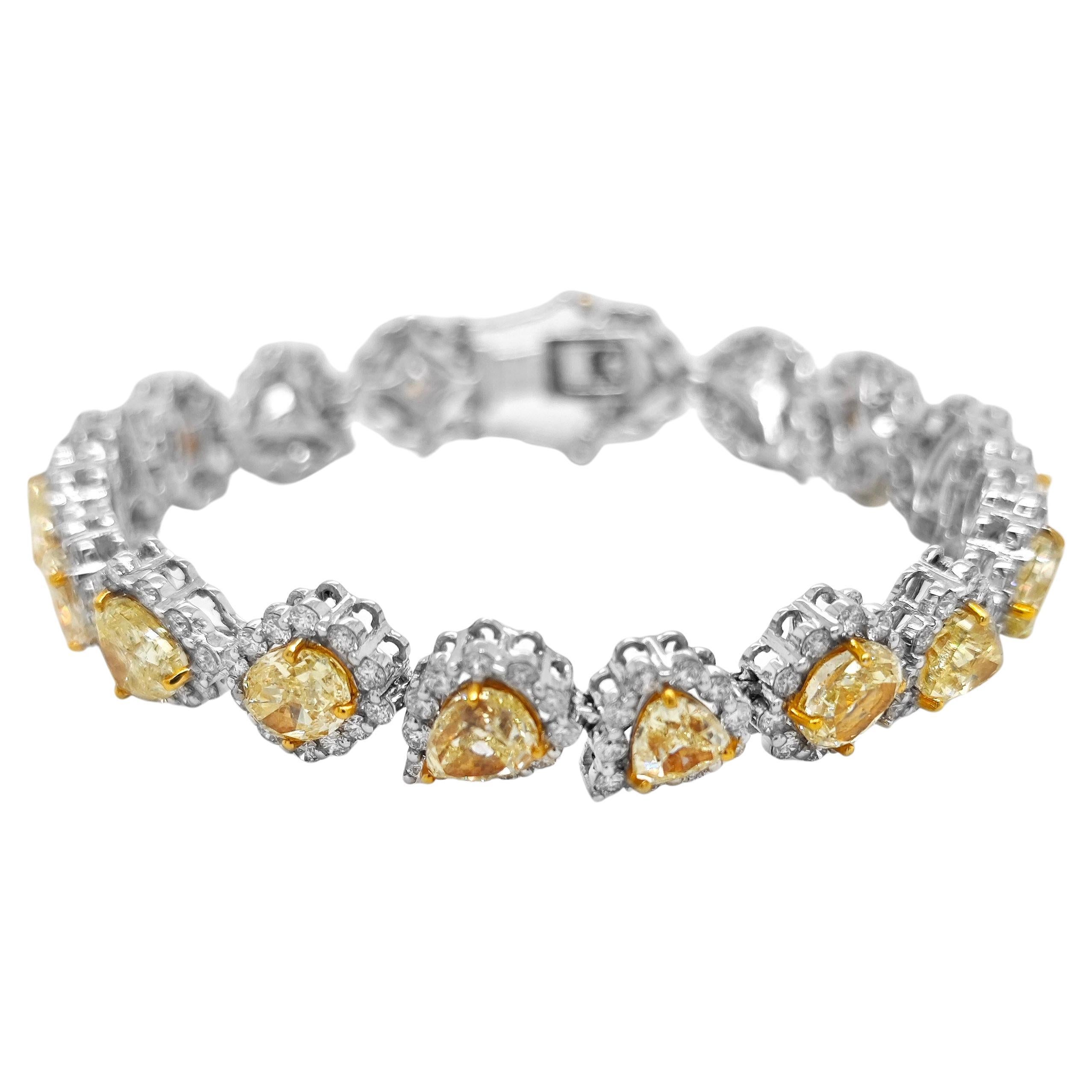 21.91 Carats Yellow and White Diamond White Gold Bracelet For Sale