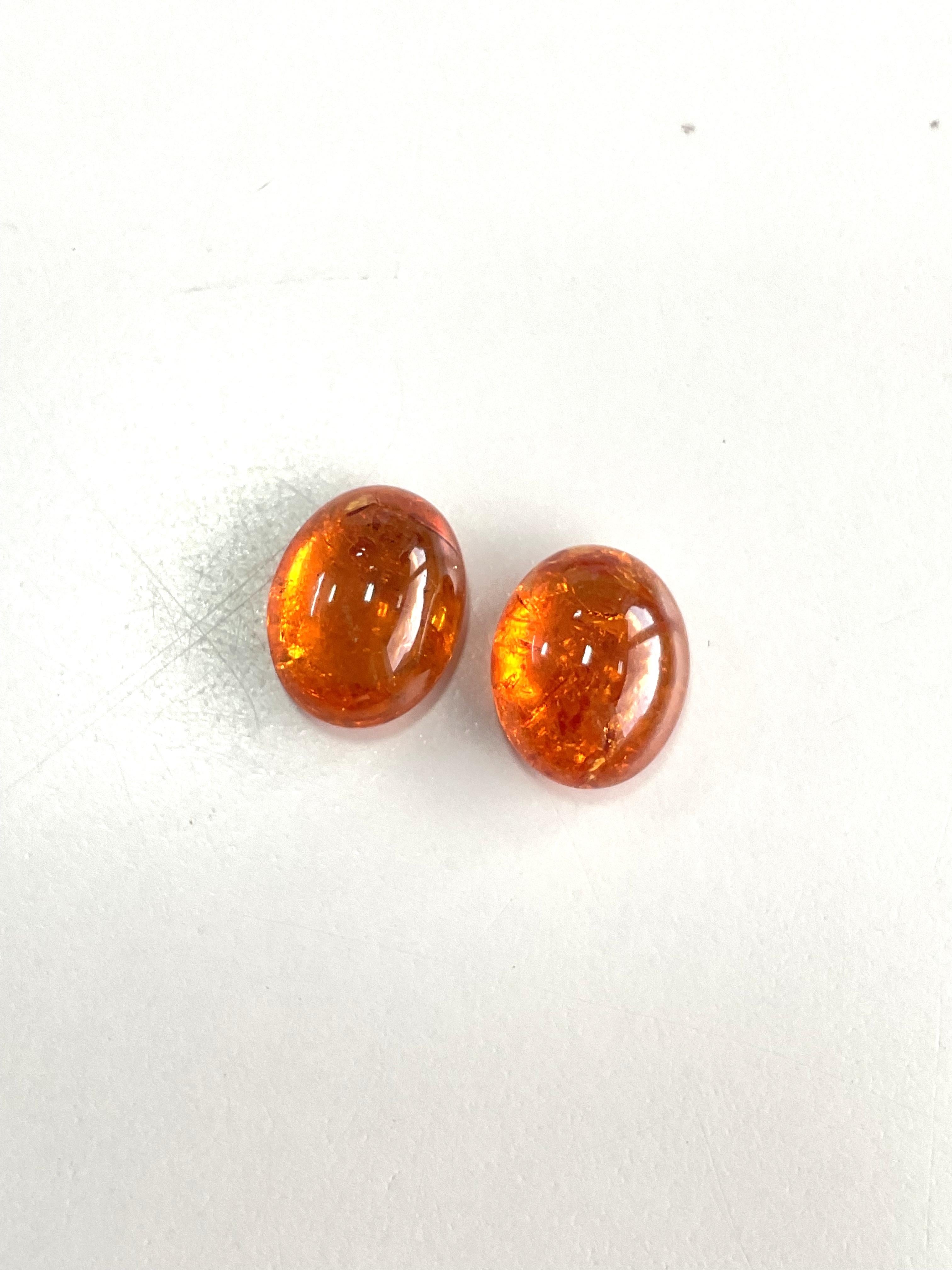 21,92 Carati di Granato Fanta Spessartite Cabochon ovale di qualità superiore Nature in vendita 2