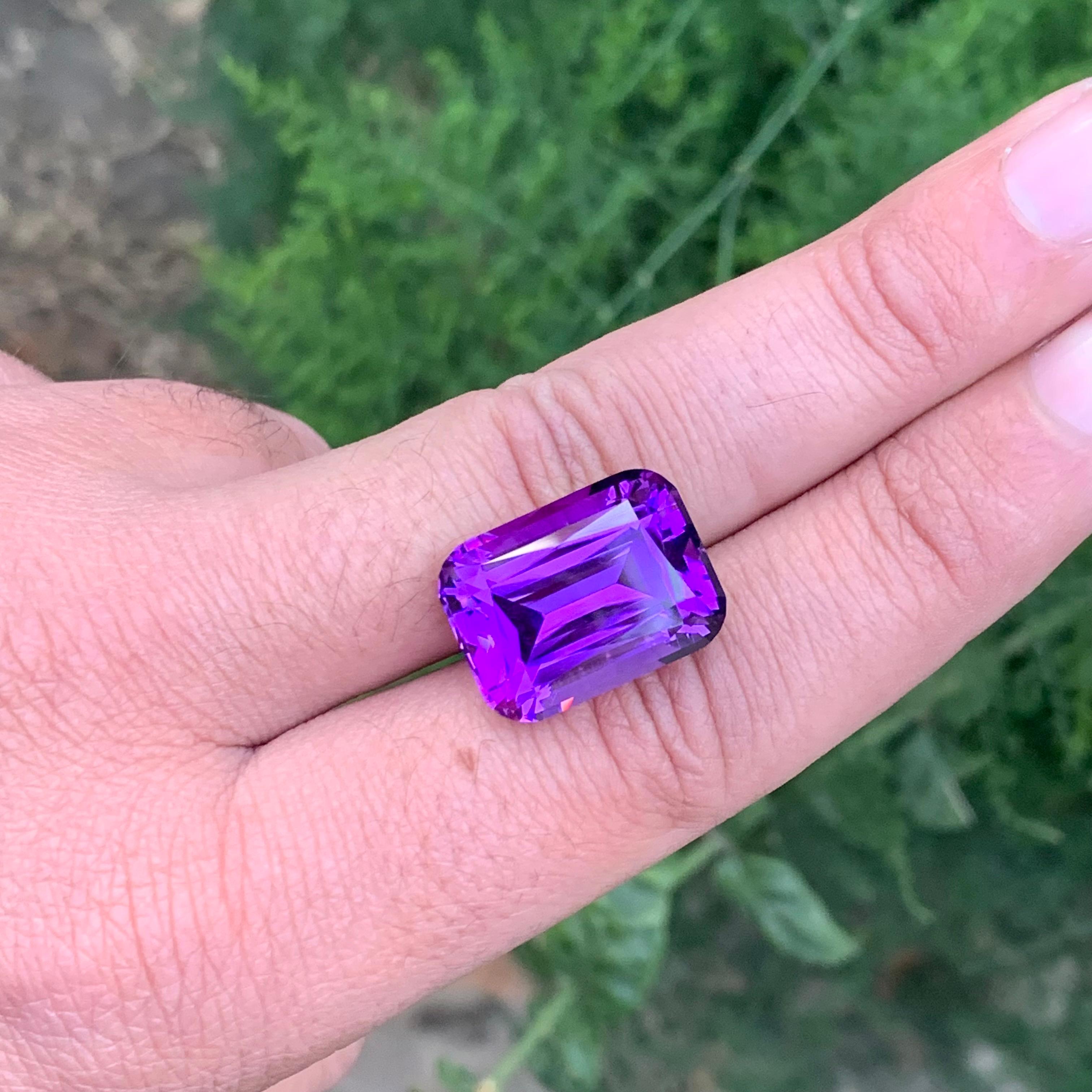 21,95 Karat natürlicher loser tief lila Amethyst Smaragd Form Edelstein im Angebot 5